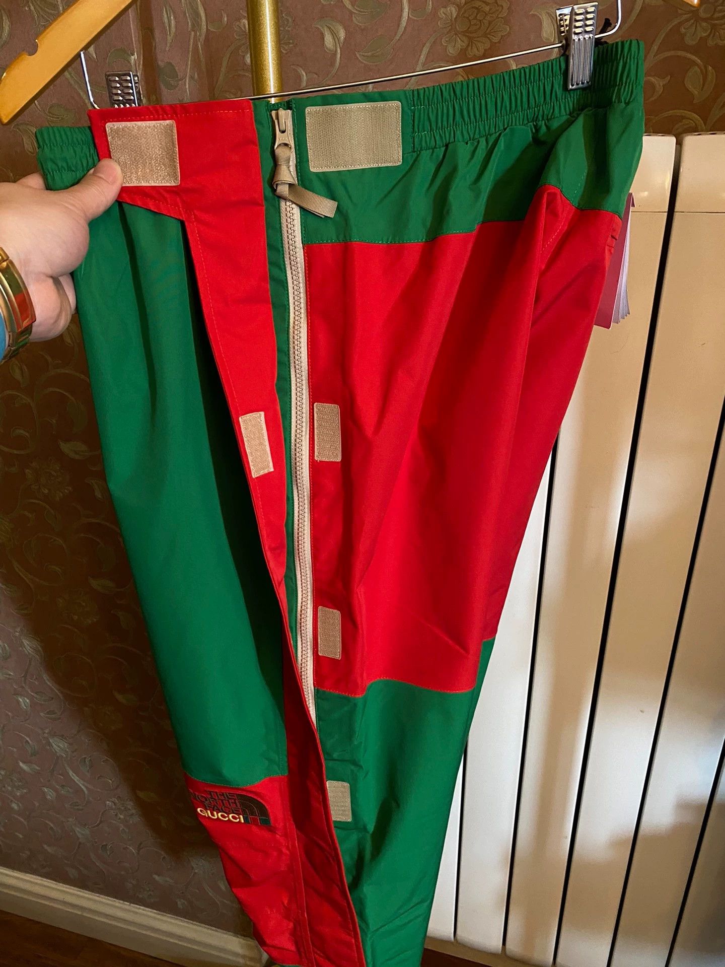 Gucci Gucci x TNF Limited Gold Packable Tech Pants M Size US 32 / EU 48 - 5 Thumbnail
