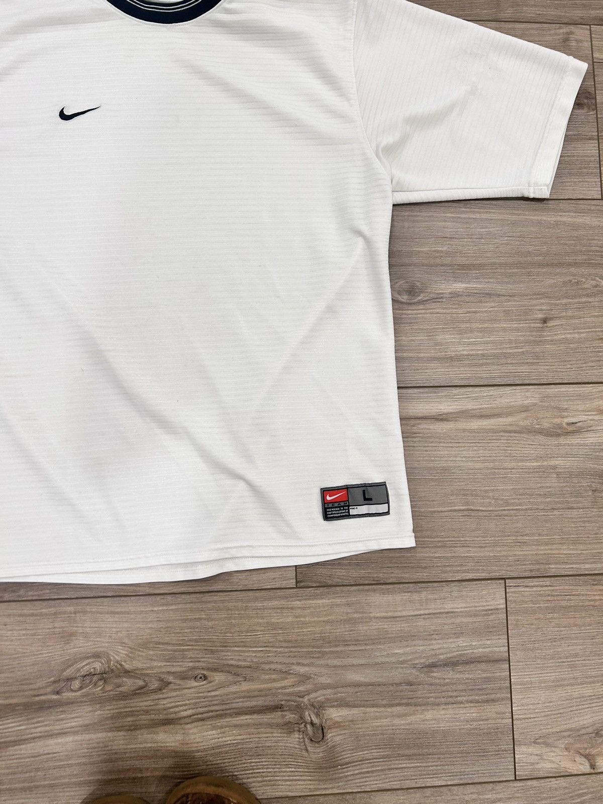 Nike Vintage Nike Soccer T-shirt Size US L / EU 52-54 / 3 - 3 Thumbnail