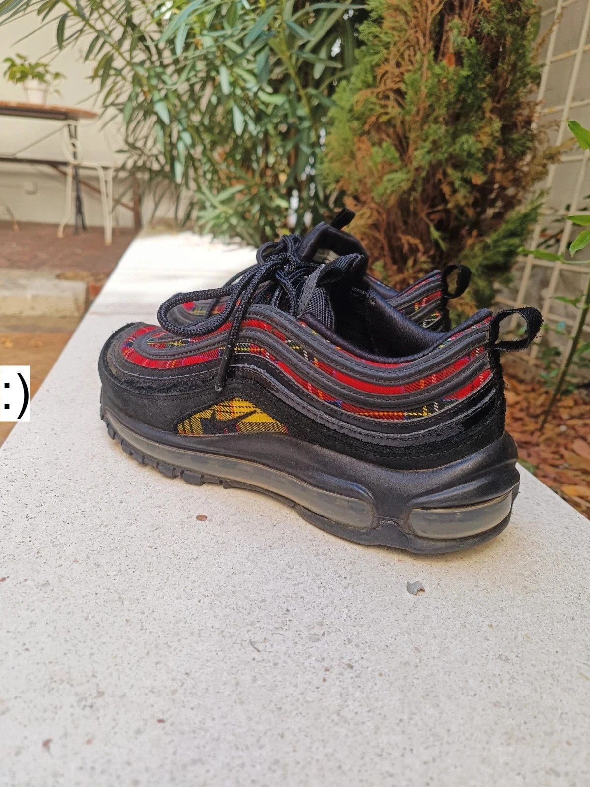 Nike Nike Airmax 97 SE femme noir rouge jaune Size US 7.5 / IT 37.5 - 6 Thumbnail