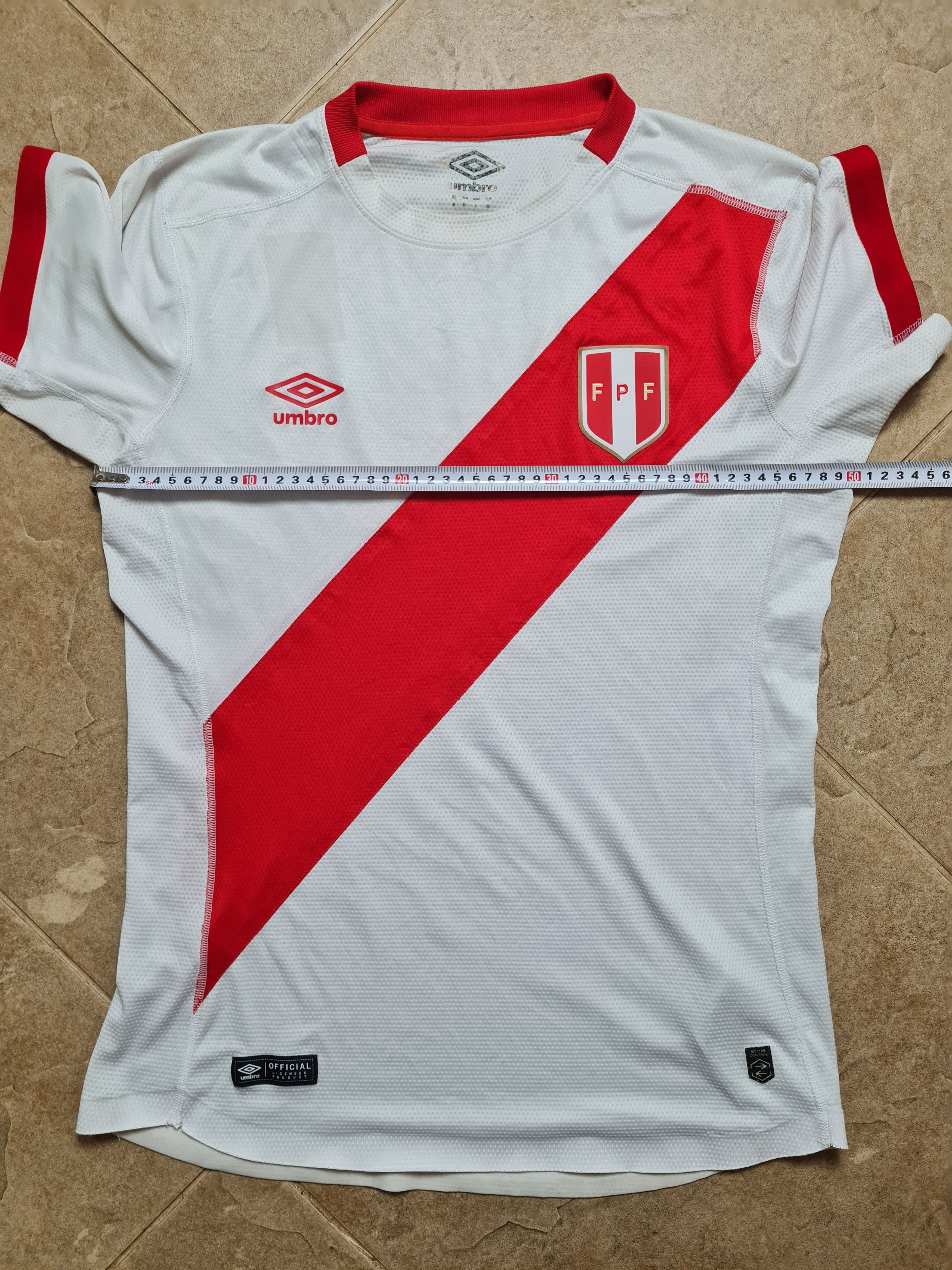 Umbro Football Shirt Peru Home Soccer Jersey 2015-2016 Umbro Size US M / EU 48-50 / 2 - 6 Thumbnail