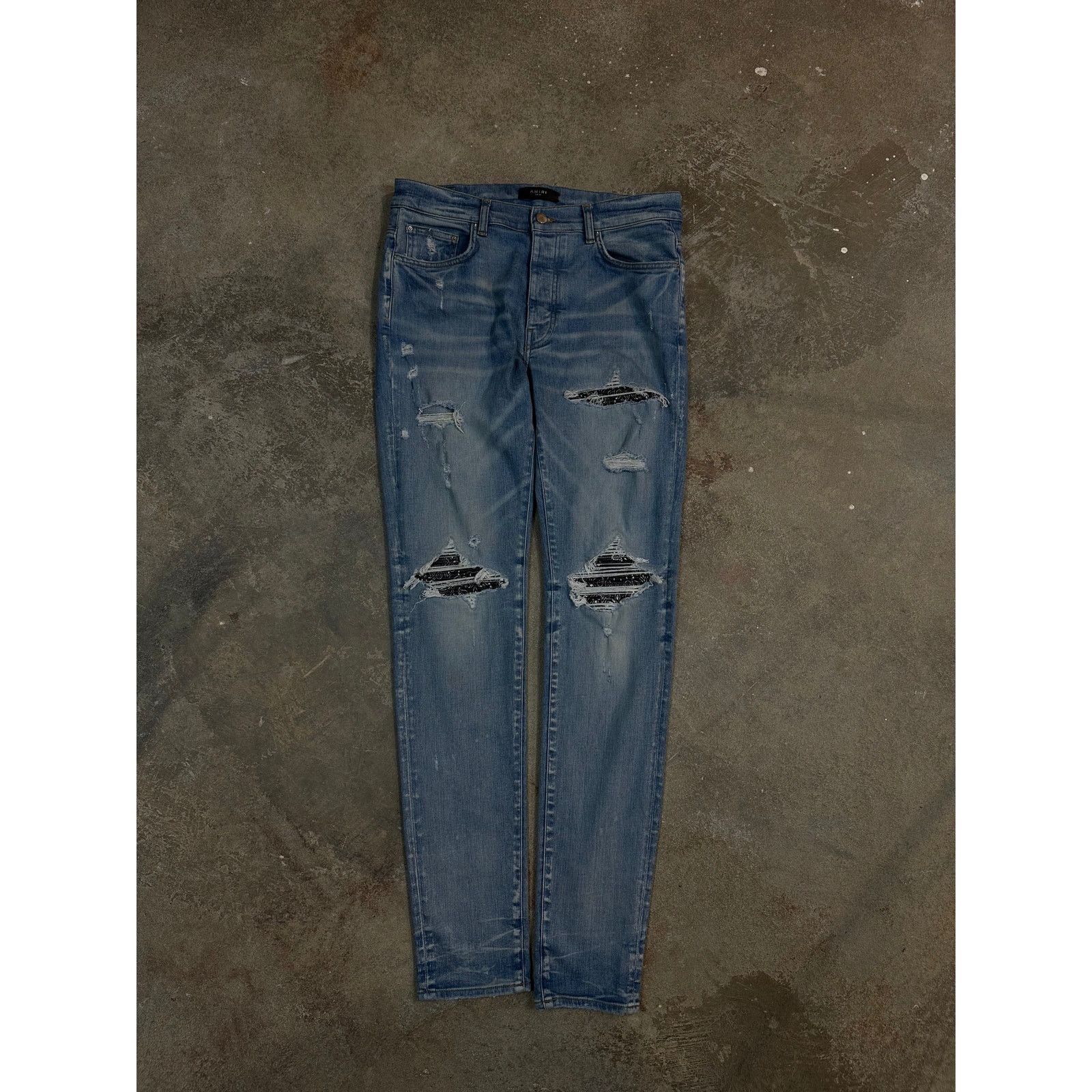 Amiri Amiri MX1 Lightwash Bandana Patch Used 34 Size US 34 / EU 50 - 1 Thumbnail