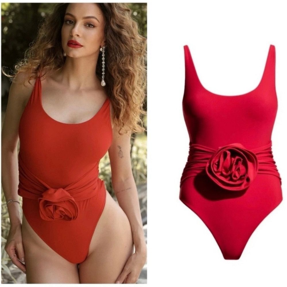 H&M MAGDA BUTRYM H&M SWIMSUIT WITH ROSE APPLIQUÉ Size ONE SIZE - 1 Thumbnail