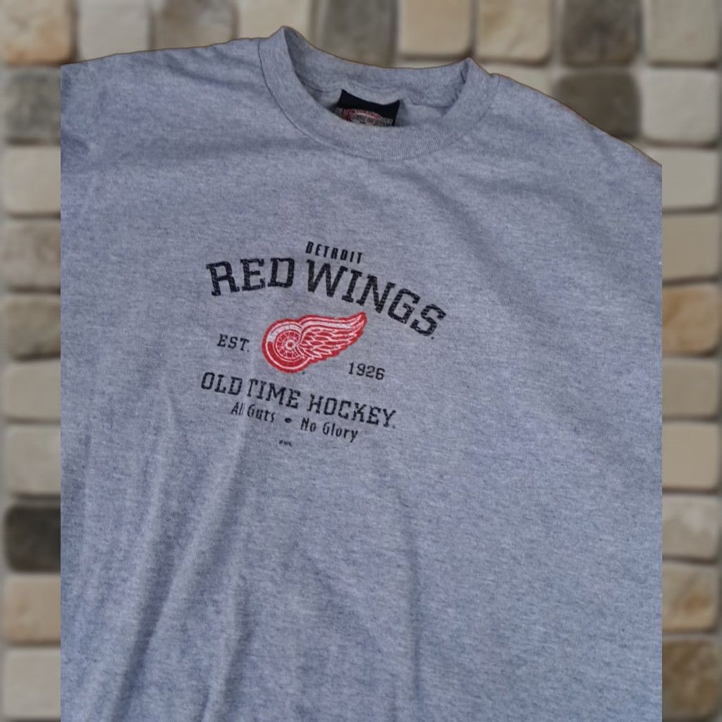 Vintage VINTAGE Detroit Red Wings All Glory Grey T-Shirt XL Men Short Sleeve Gray 28in long 23in pit to pit Size US XL / EU 56 / 4 - 1 Thumbnail