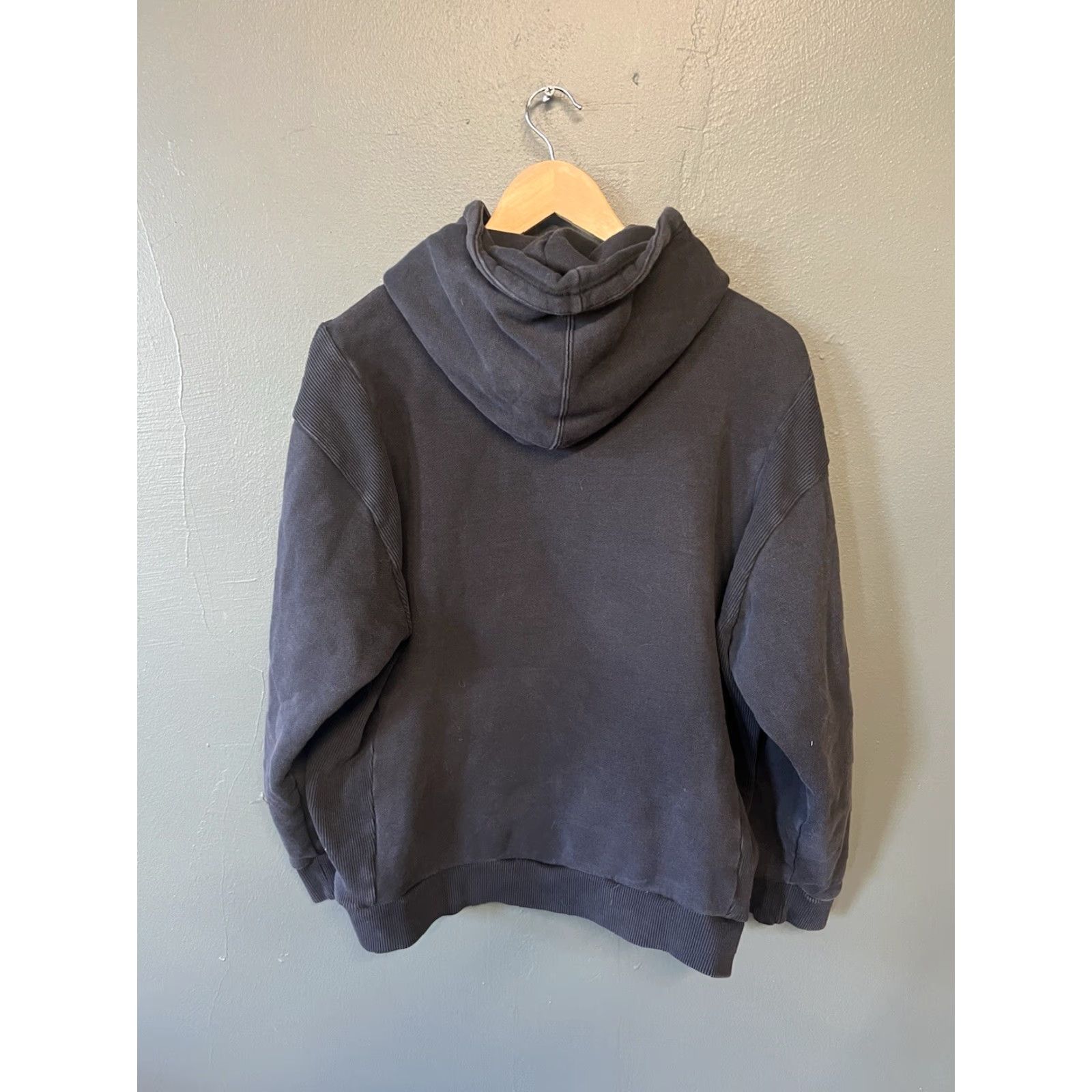Adidas Adidas Mens Black Equipment Pullover Hooded Sweater Hoodie S Short Description: Pullover Hooded Sweater Size US S / EU 44-46 / 1 - 2 Thumbnail
