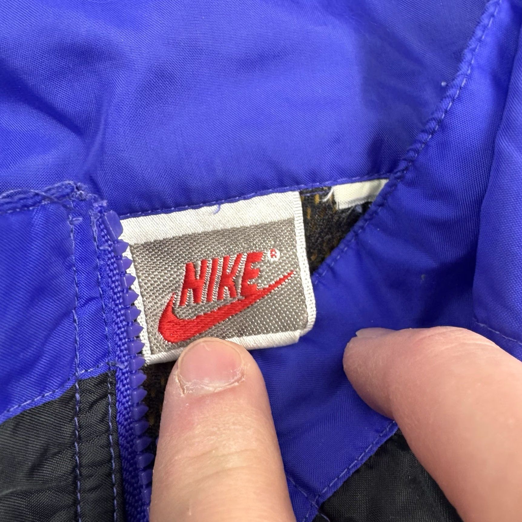 Nike VINTAGE Nike Windbreaker Jacket Adult Large Purple Lightweight 90s Mens Size US L / EU 52-54 / 3 - 3 Thumbnail