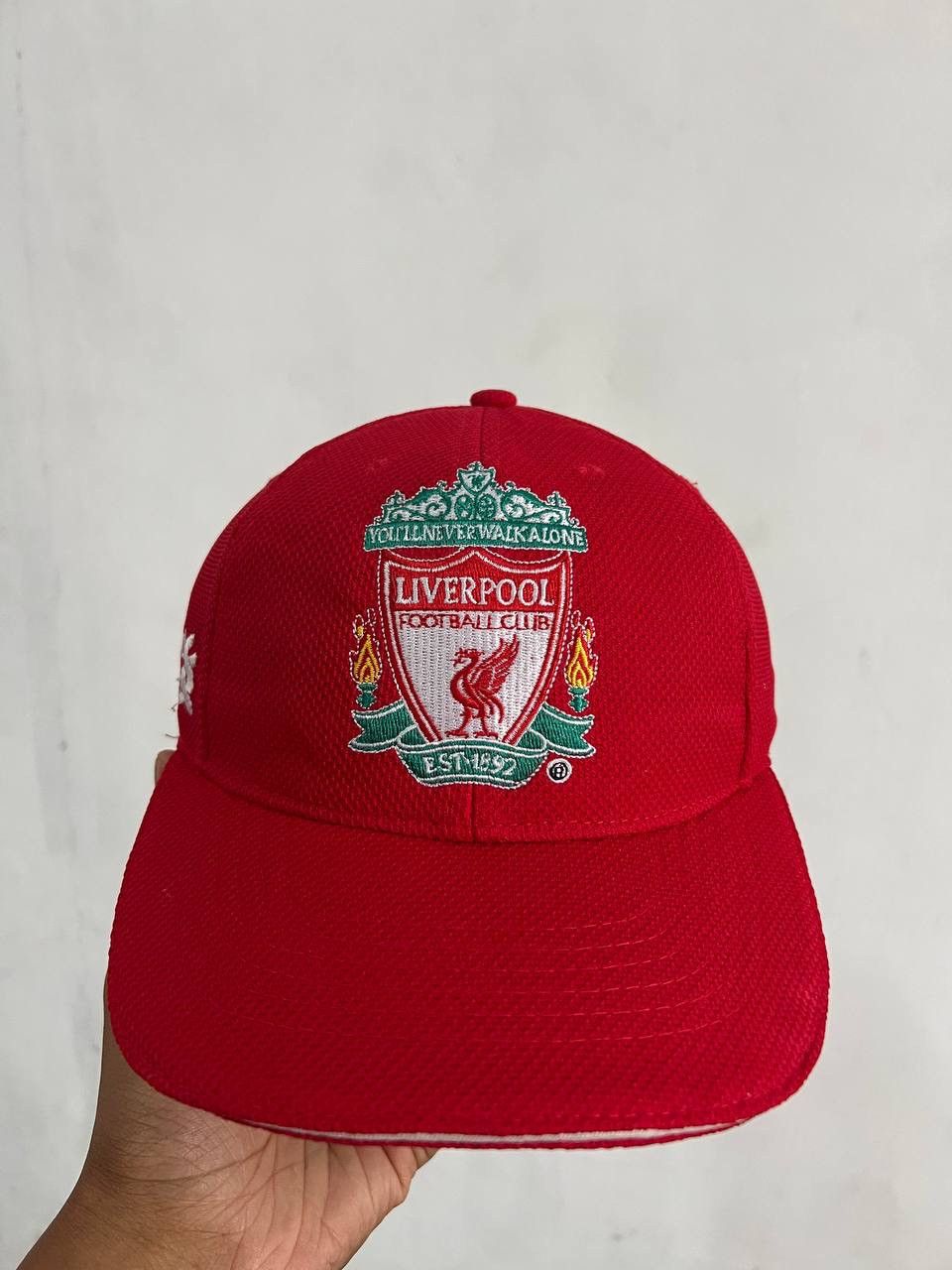 Vintage Liverpool Standard Chartered Hat Size ONE SIZE - 8 Thumbnail