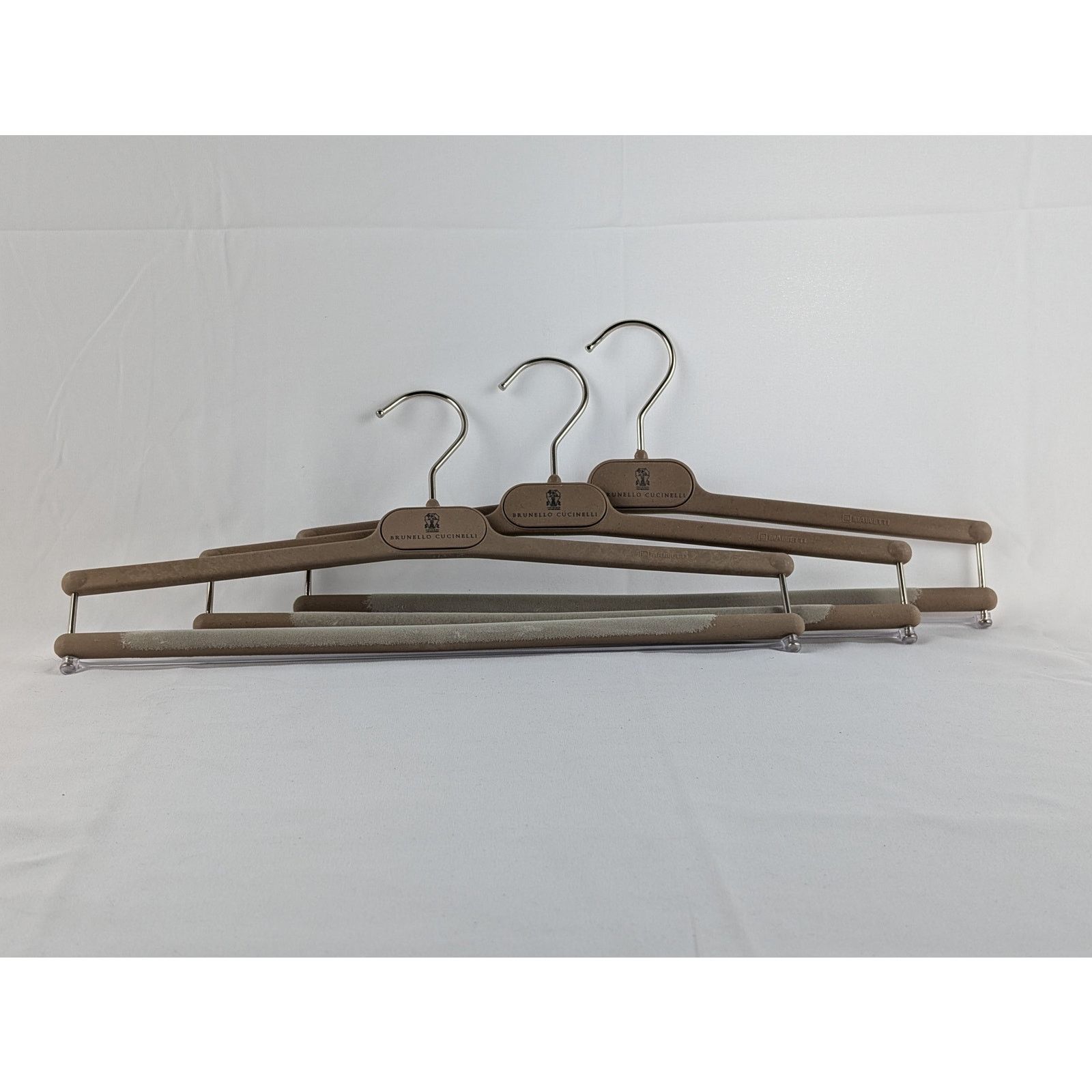 Brunello Cucinelli o1rshd1 Size: OS / Hangers in Brown Size ONE SIZE - 1 Thumbnail