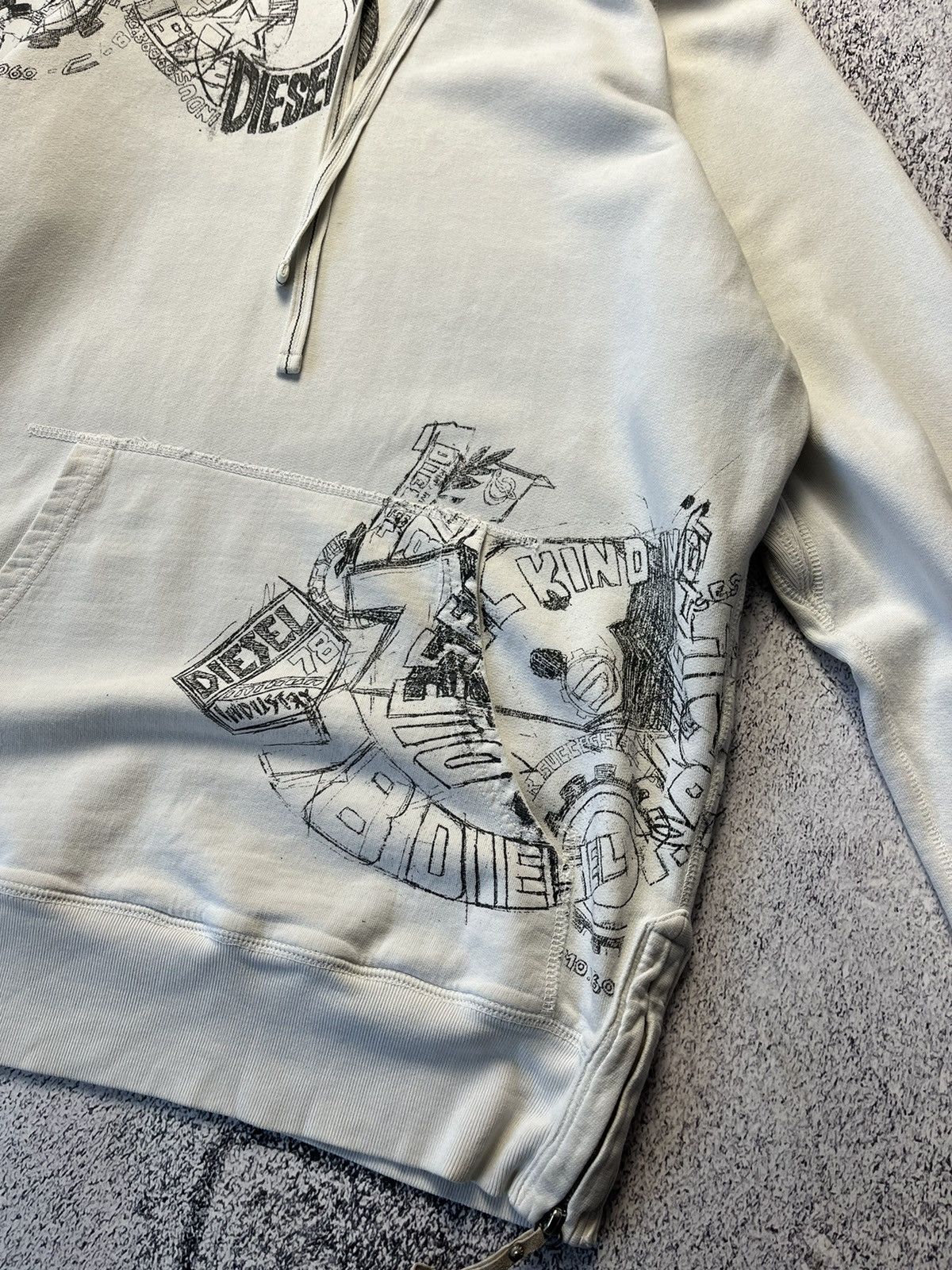 Diesel Rare Vintage Diesel hoodie big logo white Y2K Size US M / EU 48-50 / 2 - 5 Thumbnail