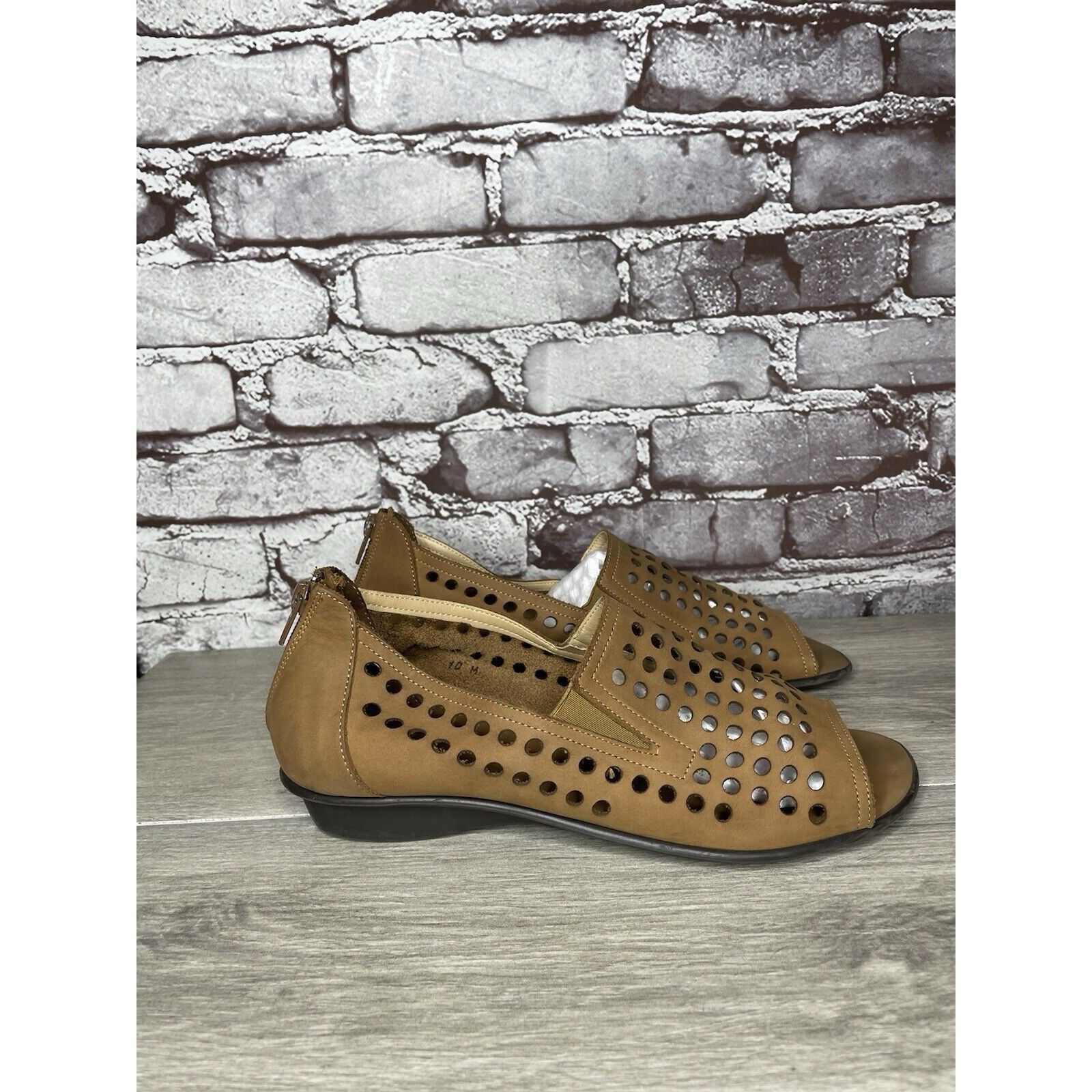 Other Sesto Meucci Evonne Brown Nubuck Perforated Open Toe Back Zi Size US 10 / IT 40 - 17 Thumbnail
