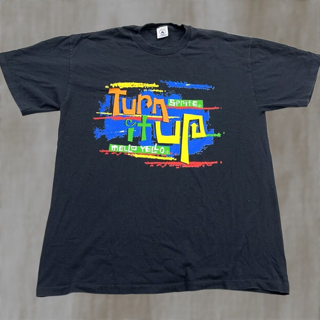 Delta VINTAGE Delta Mellow Yellow Shirt Men XL Black Tee Single Stitch 90s Sprite Soda Pop B Shirt XL Black 90s Rock Retro Mens Size US XL / EU 56 / 4 - 1 Thumbnail