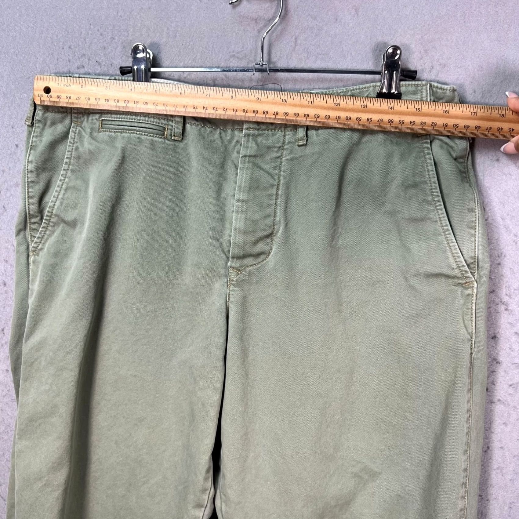 Wallace & Barnes Wallace & Barnes Mens Chino Pants Straight Leg 33x30 Green Cotton 32 Regular Size Adult Mens Size US 33 - 6 Thumbnail