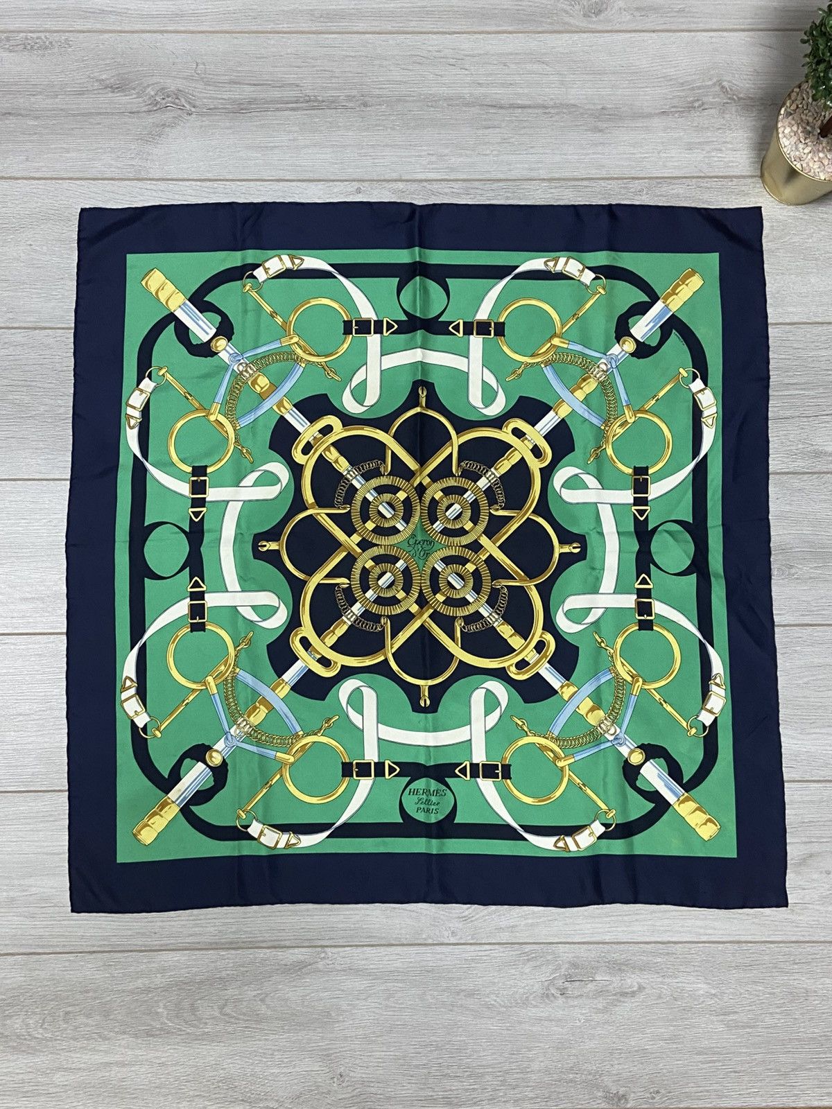 Hermes Eperon d'Or Hermes silk scarf Designed Henri d'Origny1974 Size ONE SIZE - 1 Thumbnail
