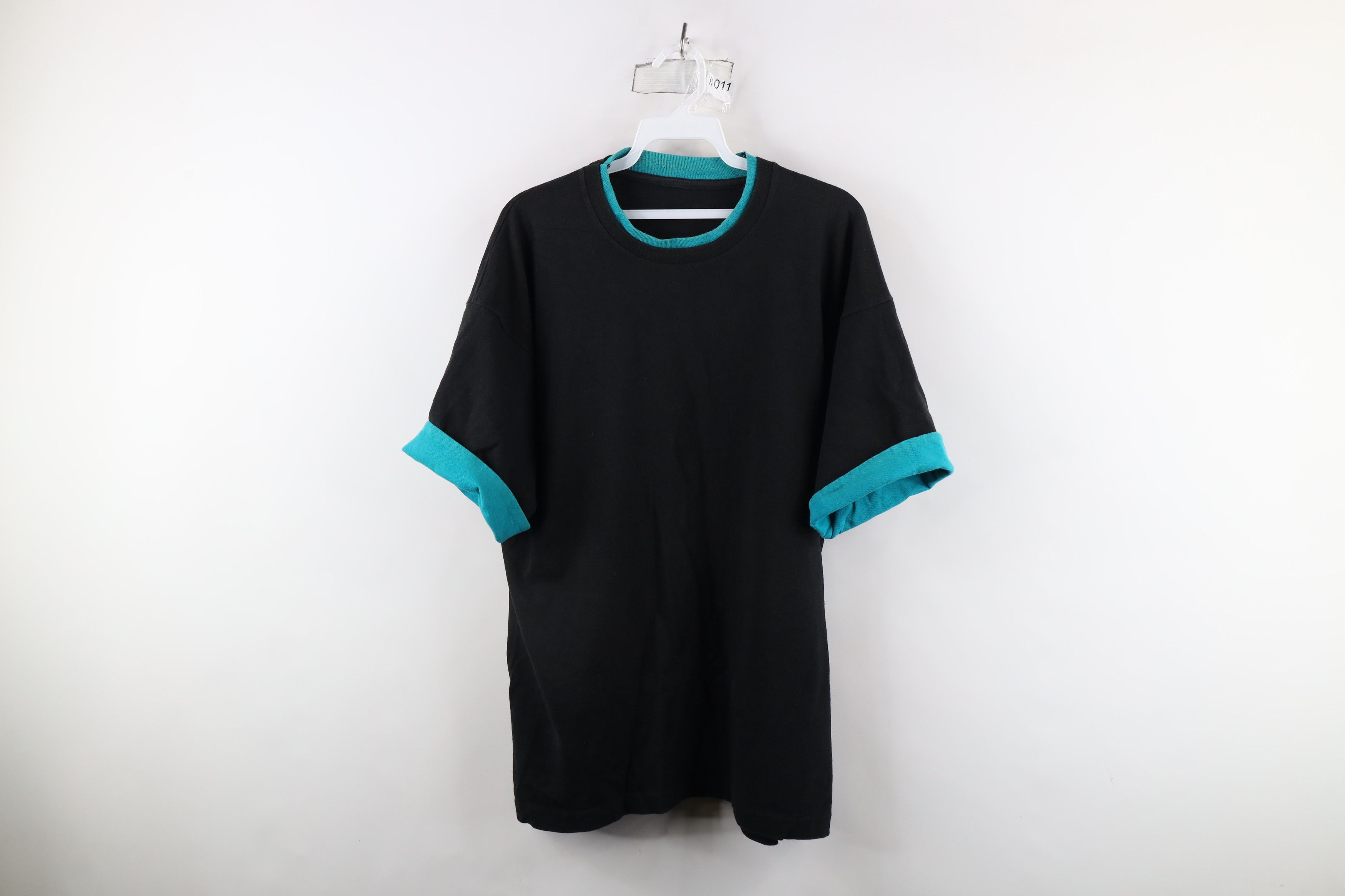Vintage Vintage 90s Streetwear Short Sleeve T-Shirt Black USA Size US XL / EU 56 / 4 - 1 Thumbnail