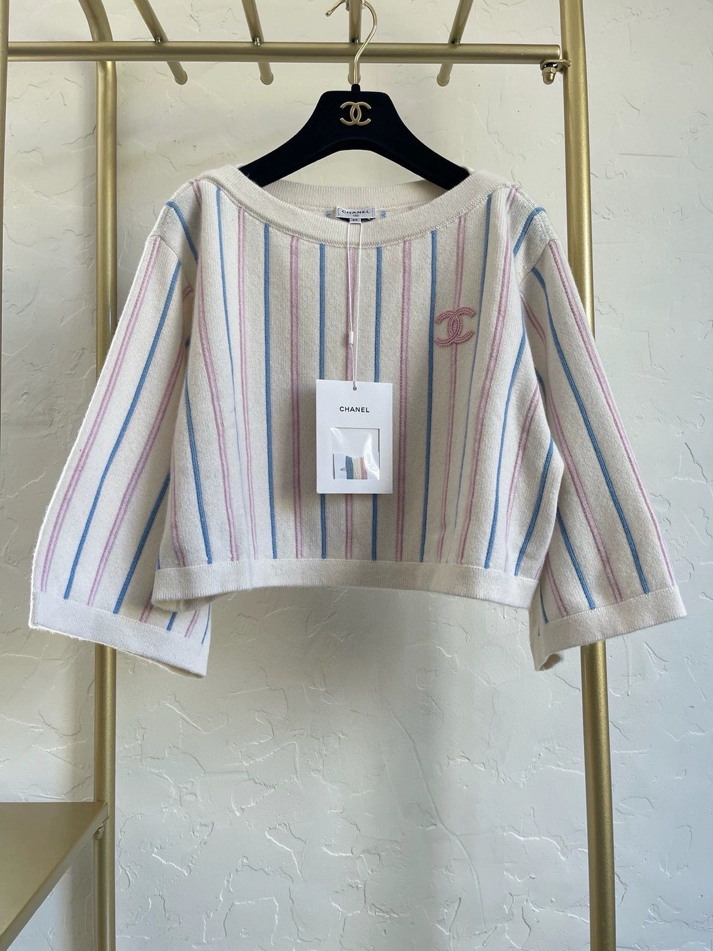 Chanel Chanel 2023 Cruise Pink Cashmere Top - dmc Size US XS / EU 42 / 0 - 1 Thumbnail