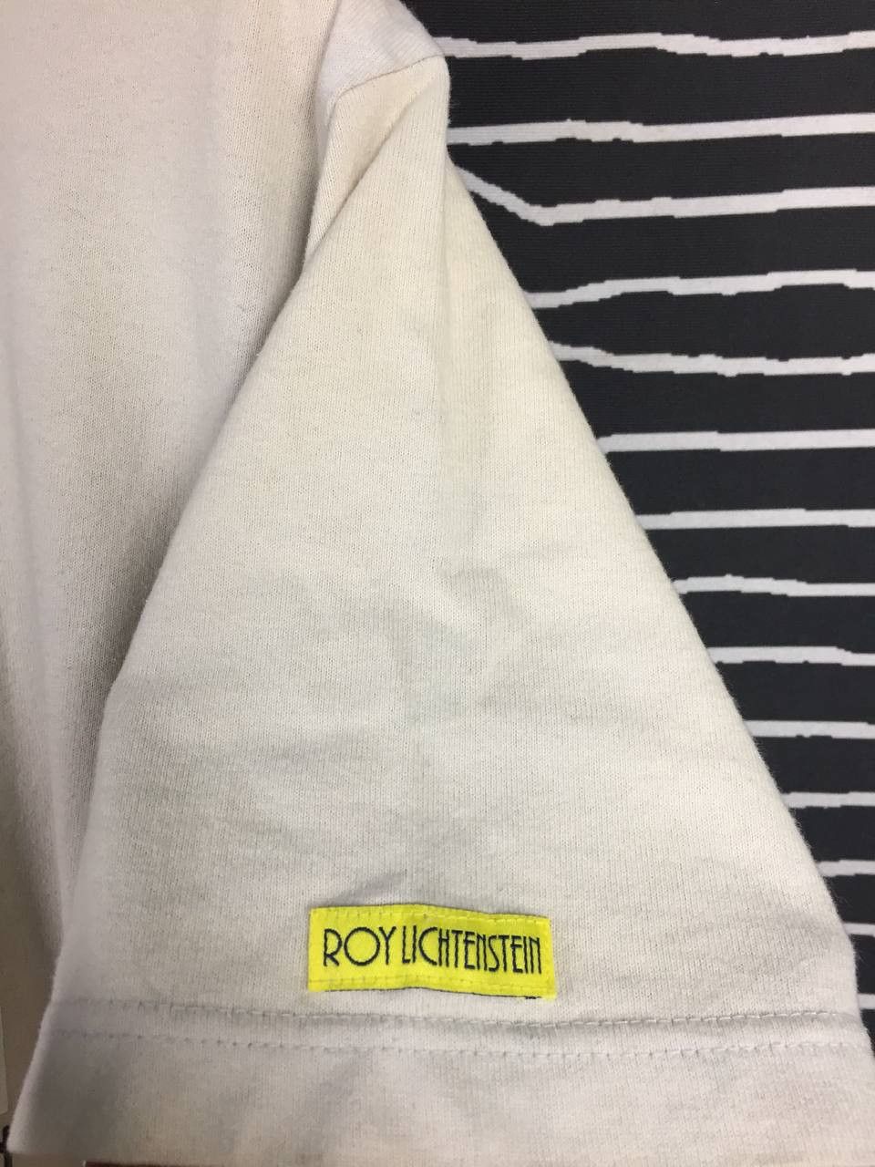 Uniqlo Uniqlo Roy Lichtenstein Bull Profile Series Pop Art Tee Size US L / EU 52-54 / 3 - 11 Thumbnail