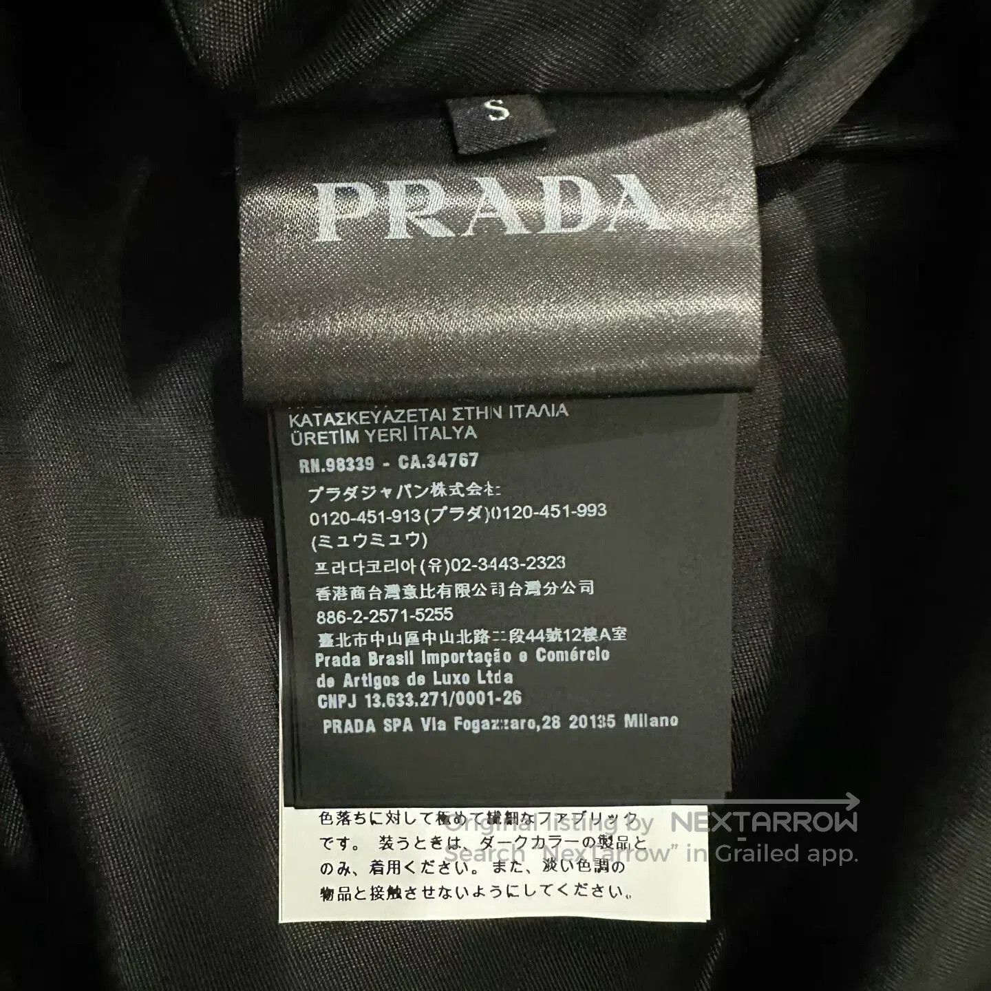 Prada prada velvet logo shirt jacket size s. Size US S / EU 44-46 / 1 - 5 Thumbnail