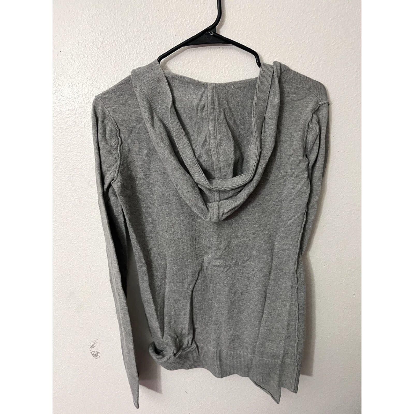 American Eagle Outfitters VINTAGE American Eagle Outfitters Cardigan Sweater Hoodie Women’s Small Gray Knit V-Neck All Seasons Regular Size S / US 4 / IT 40 - 3 Thumbnail