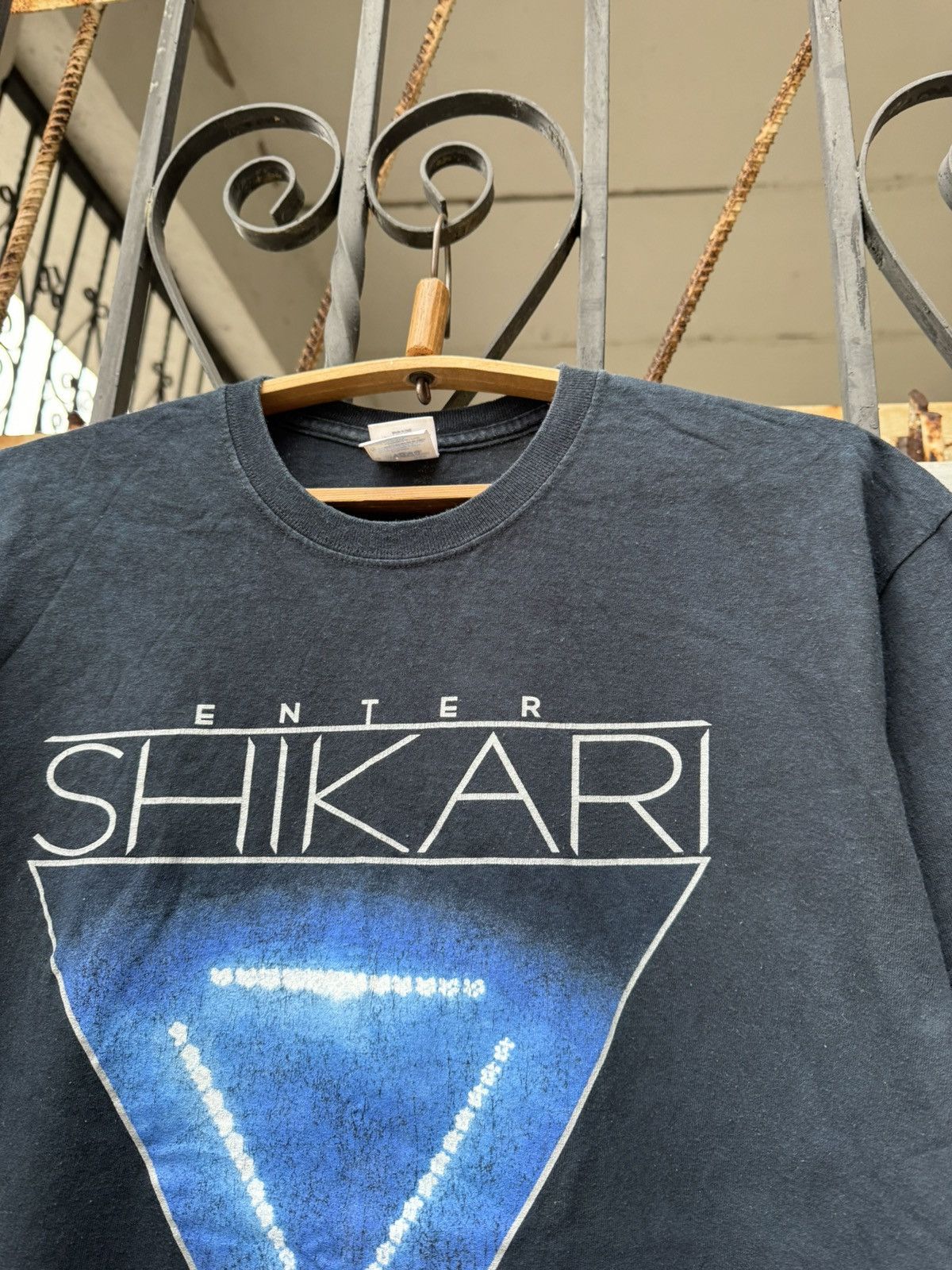 Band Tees Vintage 2000s Enter Shikari Washed T Shirt Y2K Size US L / EU 52-54 / 3 - 7 Thumbnail