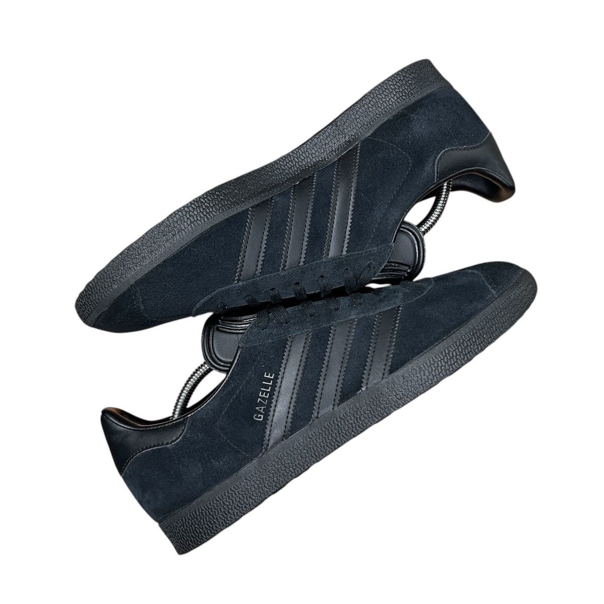 Adidas Adidas Gazelle Originals "Triple Black" CQ2809 Size US 9 / EU 42 - 3 Thumbnail