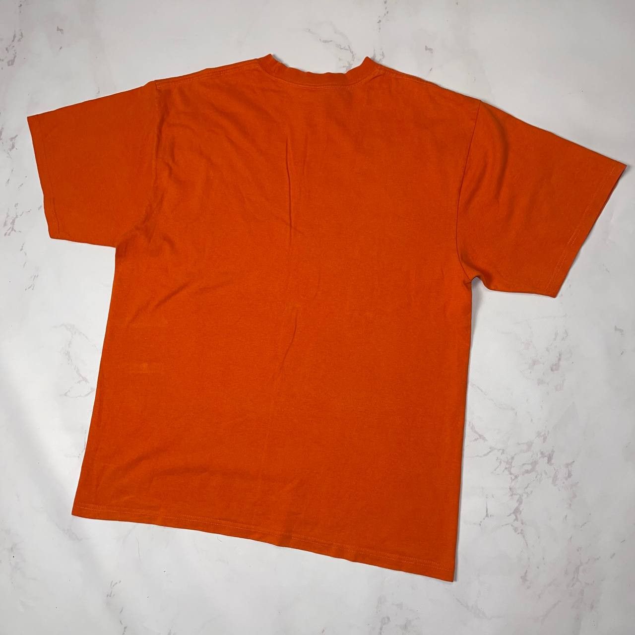 Nike Nike × Vintage Vintage Nike Big Logo T-Shirt L Size Size US L / EU 52-54 / 3 - 10 Thumbnail