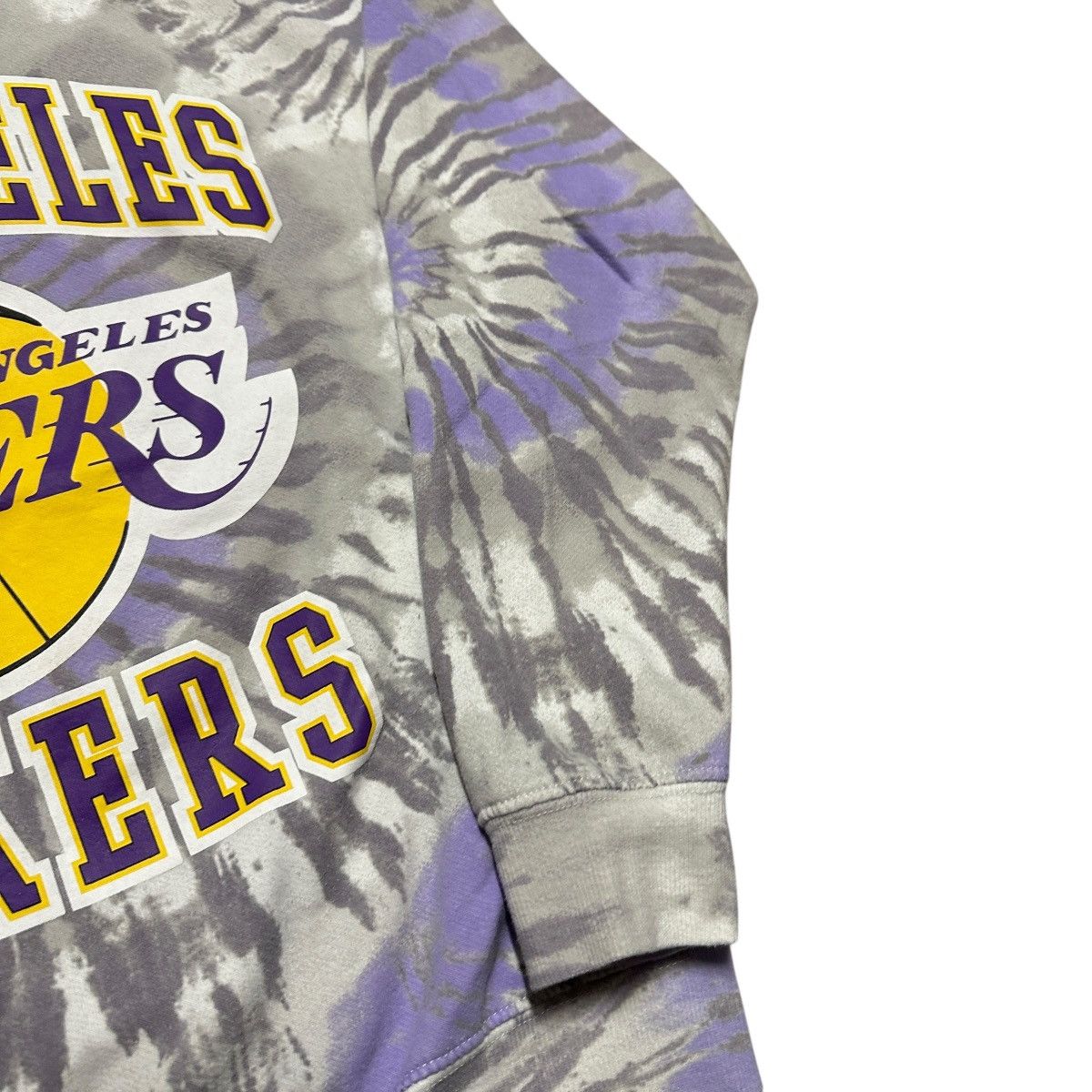 NBA Women’s Y2K Los Angeles Lakers Tie Dye Sweatshirt Size L / US 10 / IT 46 - 4 Thumbnail