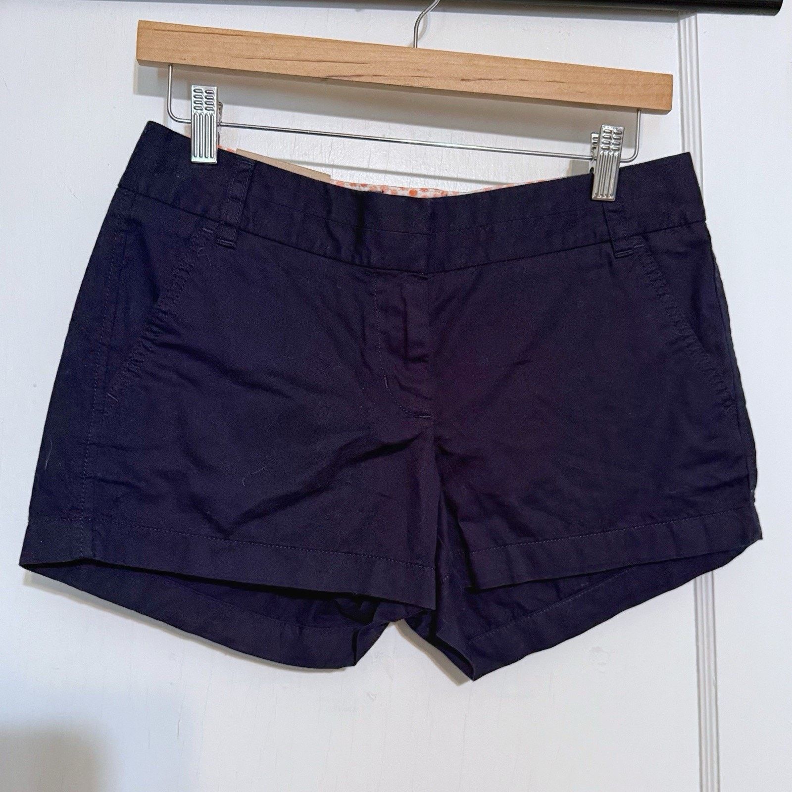 J.Crew J Crew Shorts Womens 2 Navy Chino Buttery Twill City Fit NWT Size 26" / US 2 / IT 38 - 1 Thumbnail