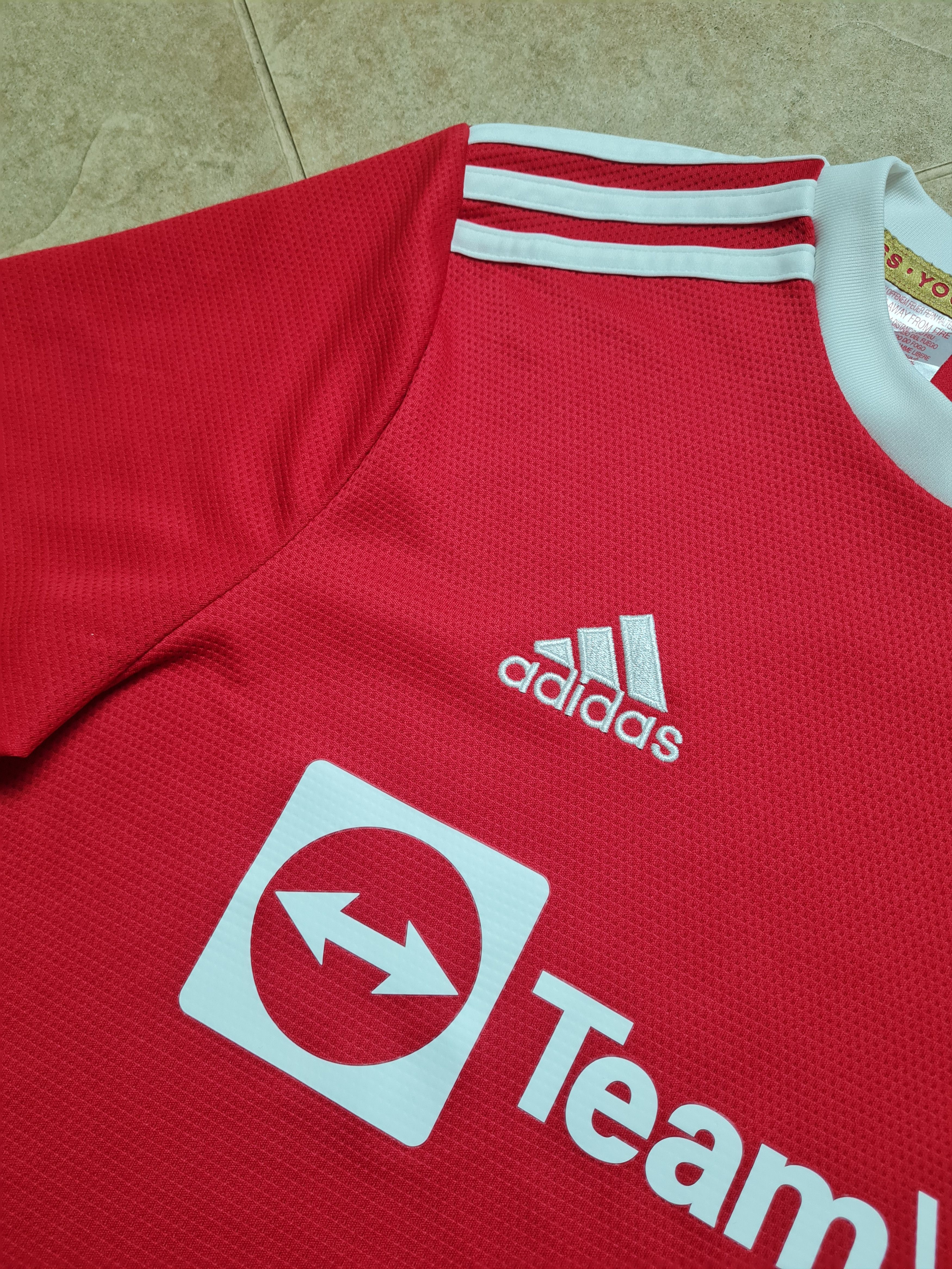 Adidas MANCHESTER UNITED ADIDAS 2021/2022 #7 RONALDO GR3778 Size US M / EU 48-50 / 2 - 12 Thumbnail