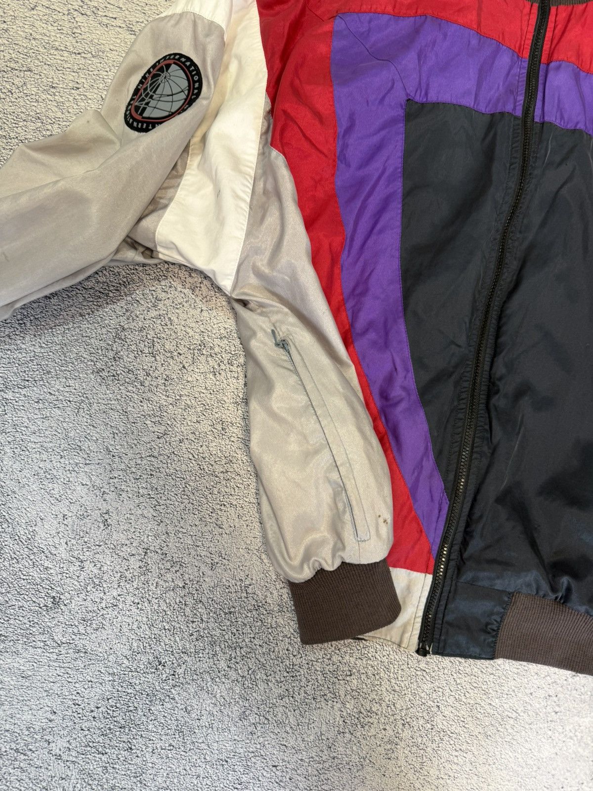Nike Vintage Nike International Windbreaker Track Jacket Nylon Size US L / EU 52-54 / 3 - 11 Thumbnail