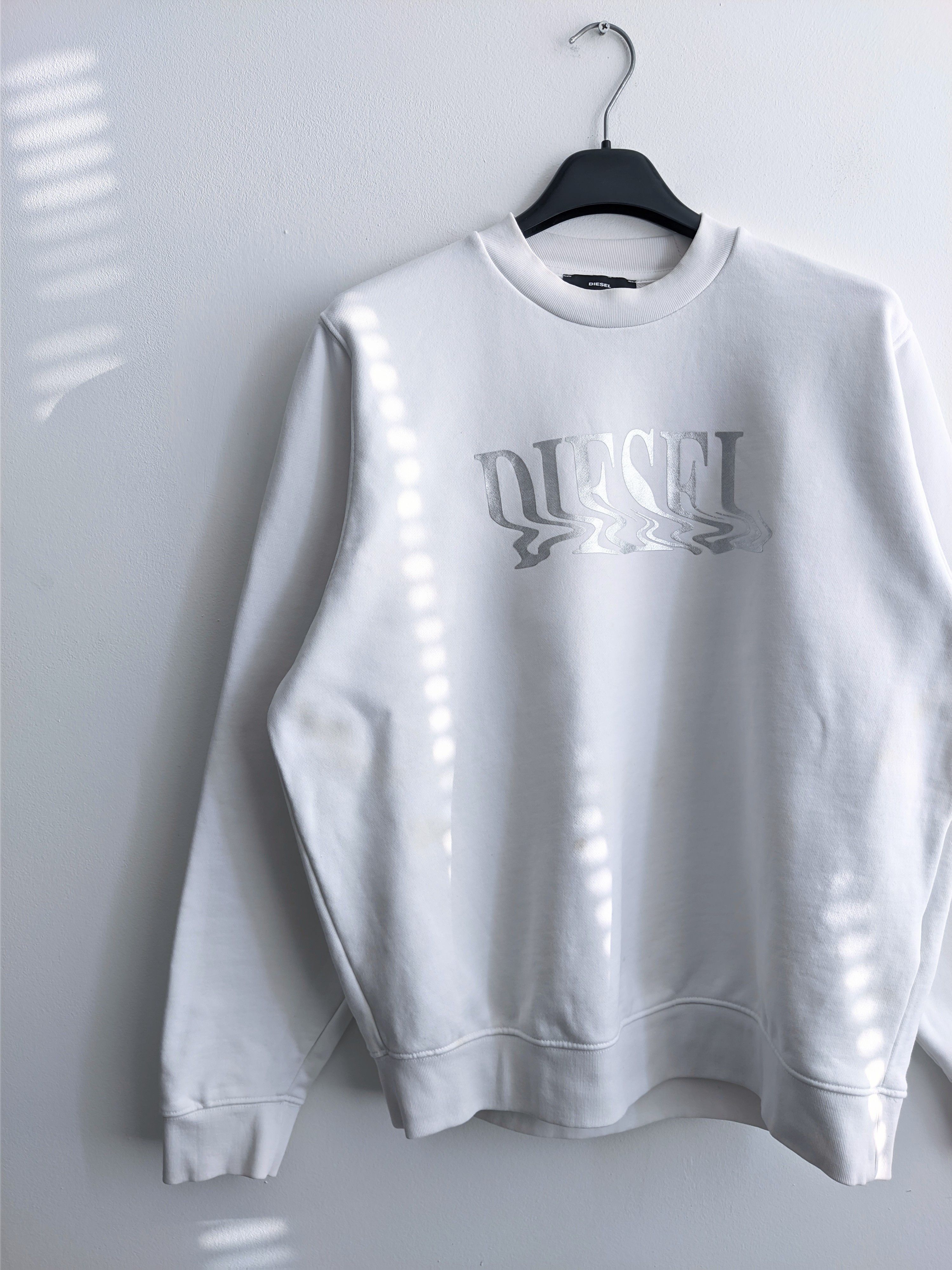 Diesel Diesel sweatshirt big logo white y2k Size US L / EU 52-54 / 3 - 3 Thumbnail