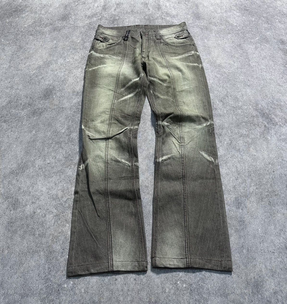 If Six Was Nine Japanes Hide Away Nicole Flared Jeans Size US 32 / EU 48 - 1 Thumbnail