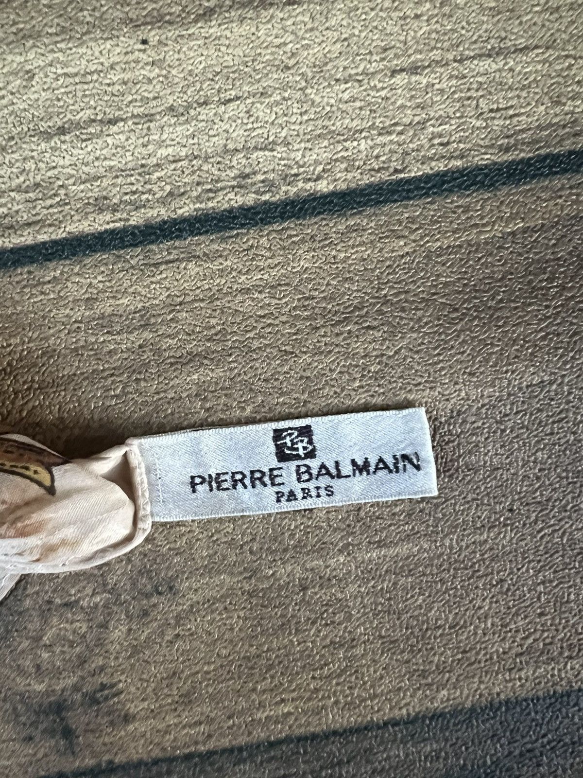 Pierre Balmain Pierre balmain scarf royal flag Size ONE SIZE - 7 Thumbnail