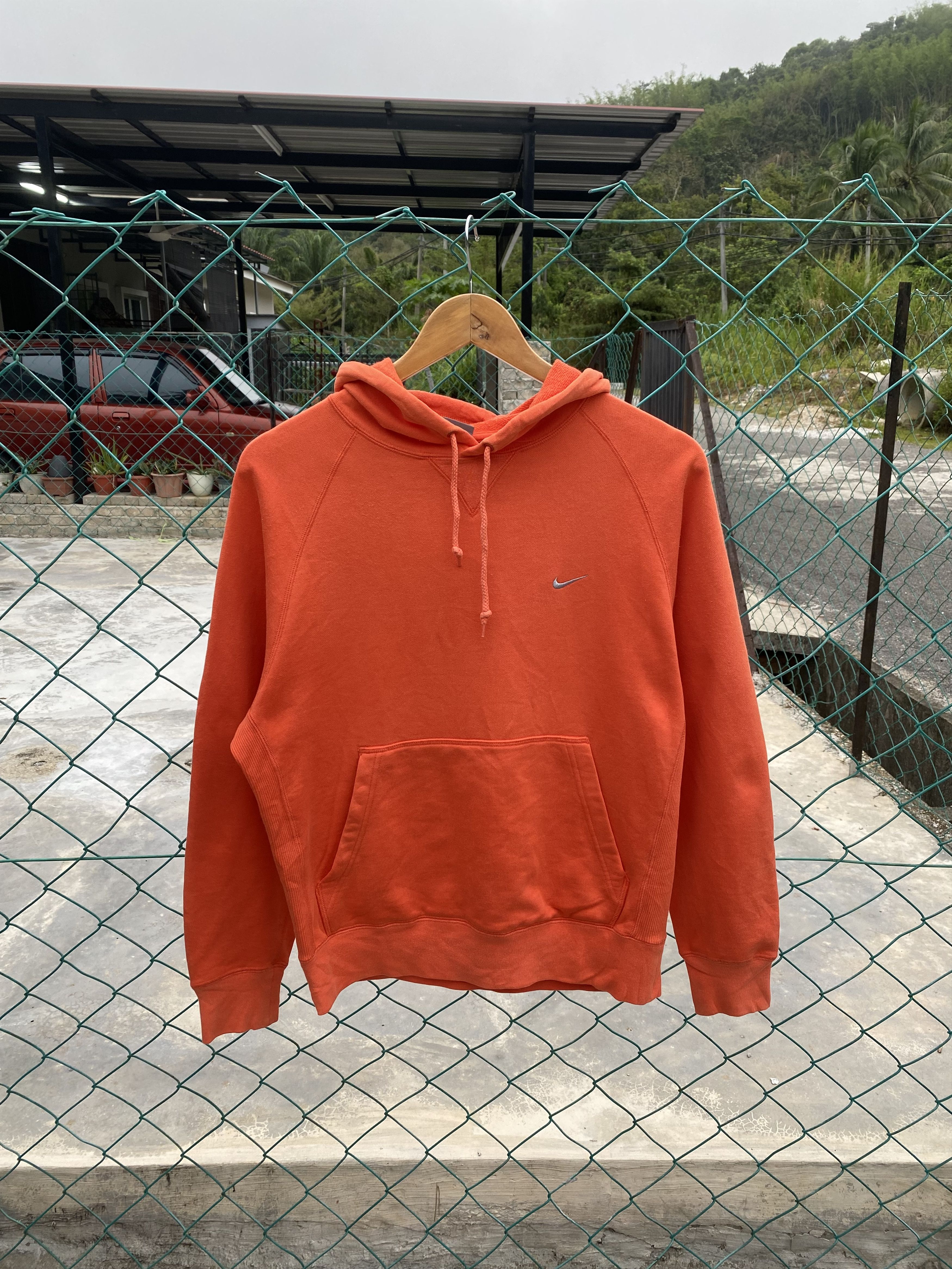 Nike × Vintage Nike mini swoosh hoodies Size US S / EU 44-46 / 1 - 1 Thumbnail