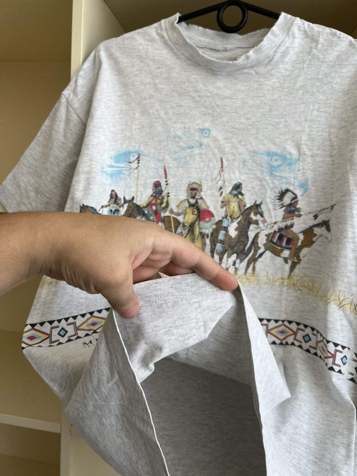 Vintage Vintage 90s St. Louis Native American T-Shirt Museum Size XL Size US XL / EU 56 / 4 - 13 Thumbnail