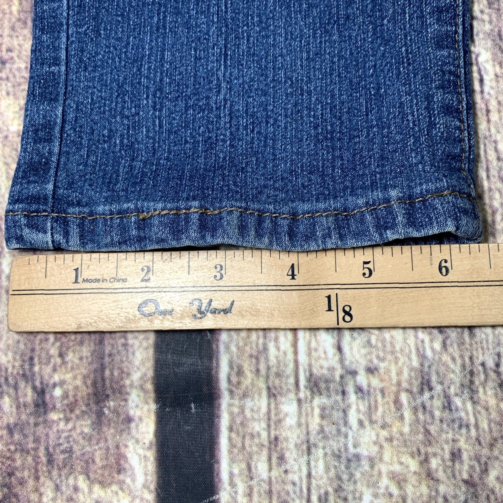 Vintage American Quality AQ Jeans Women Skinny 5-Pocket Stretch Distressed Ripped 36x31 Blue(Size 18) Size 40" / US 18 - 4 Thumbnail