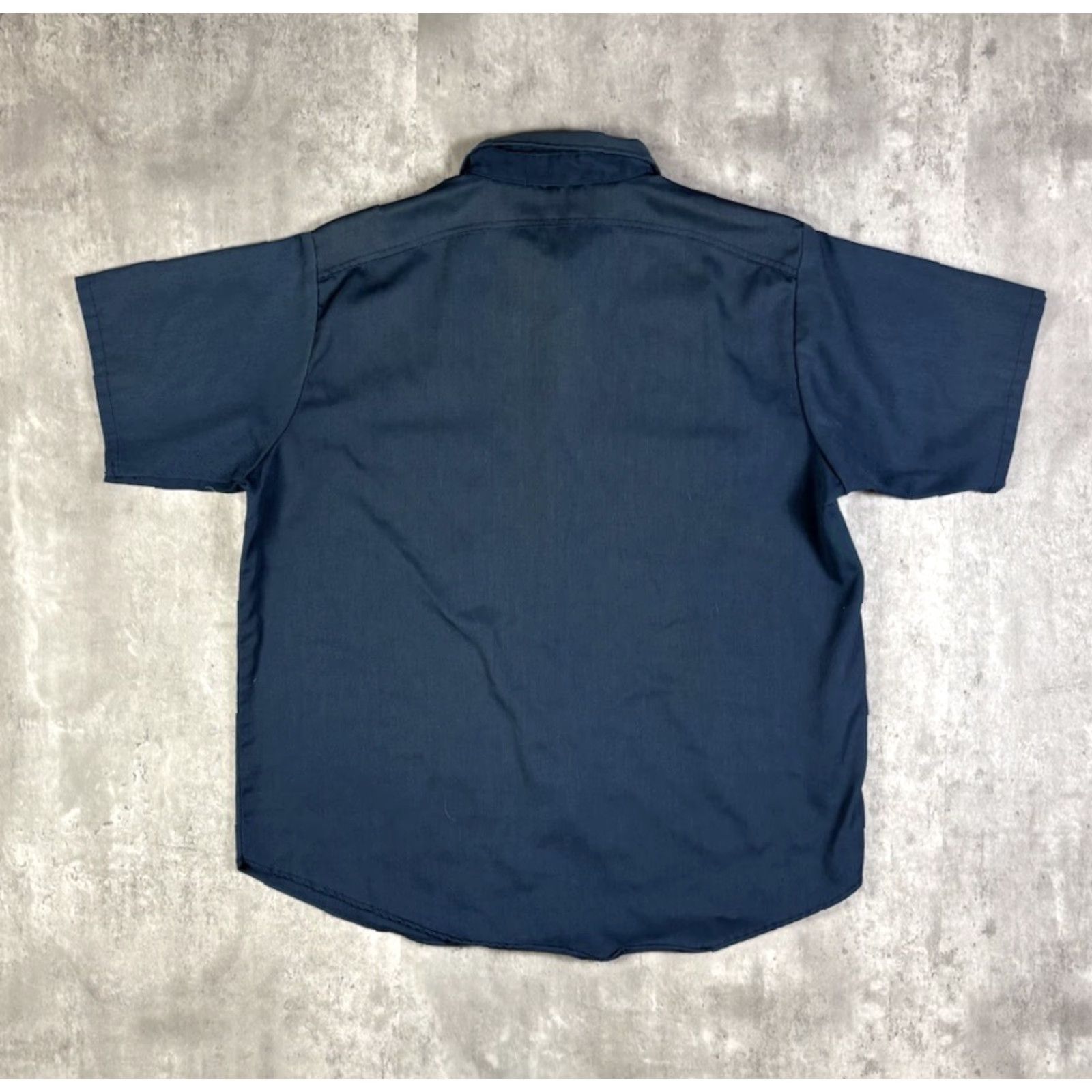 Vintage VINTAGE Blue Workwear Button-Down Shirt XL Men's Short Sleeve Cotton Button-Up Solid 80s 90s Retro Easy Care Breathable Size US XL / EU 56 / 4 - 2 Thumbnail