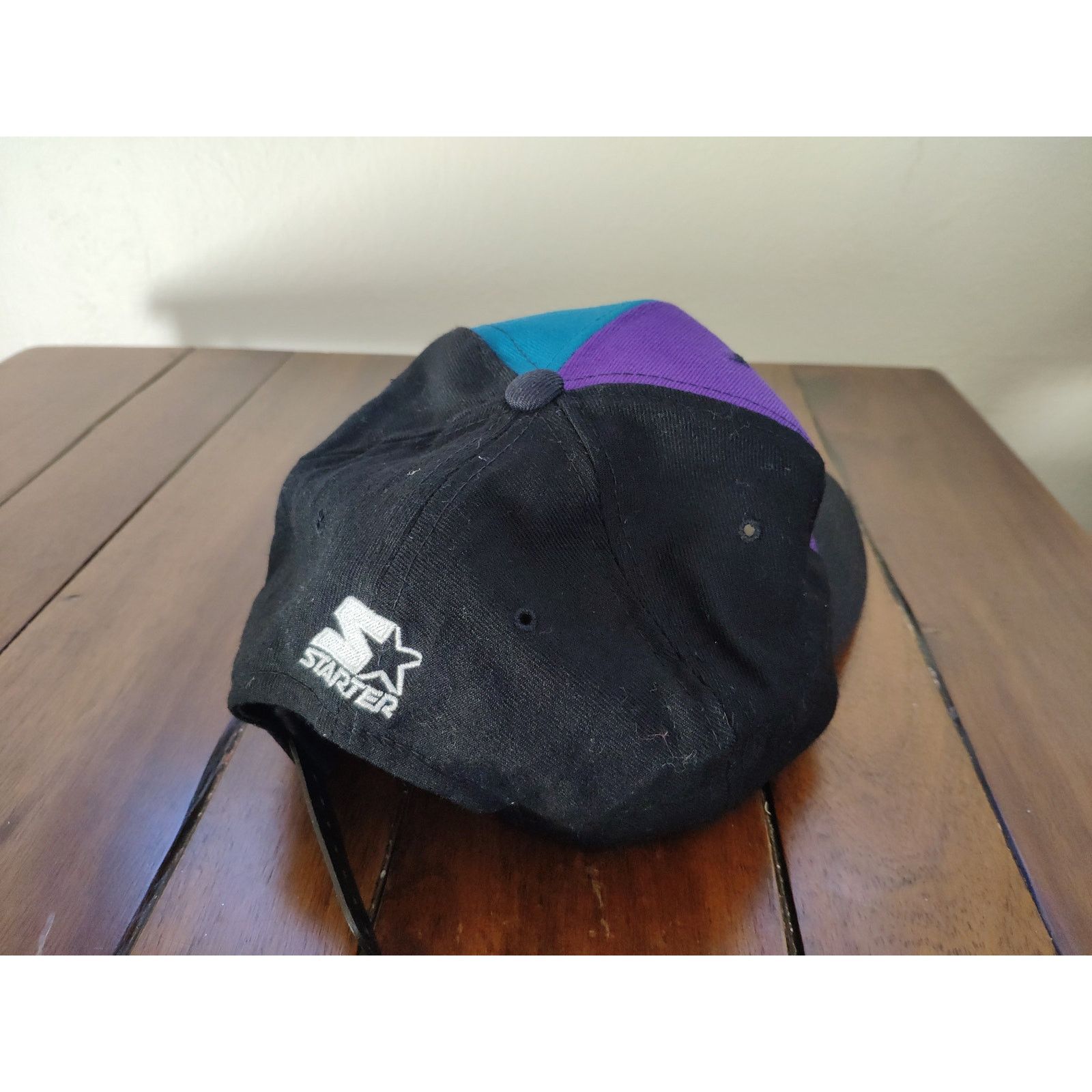 Starter Vintage Charlotte Hornets Starter Snapback Hat Size ONE SIZE - 2 Thumbnail
