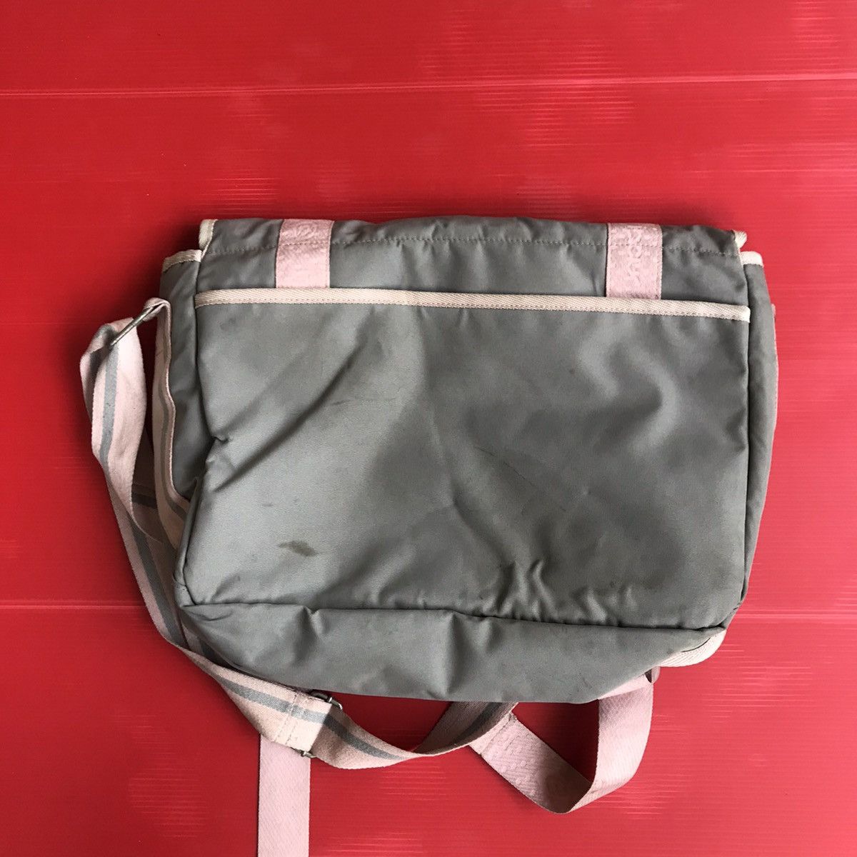 Hysteric Glamour × Rip Curl Rip Curl Shoulder Big messenger Bag Grey and pink chloe sev Size ONE SIZE - 10 Thumbnail