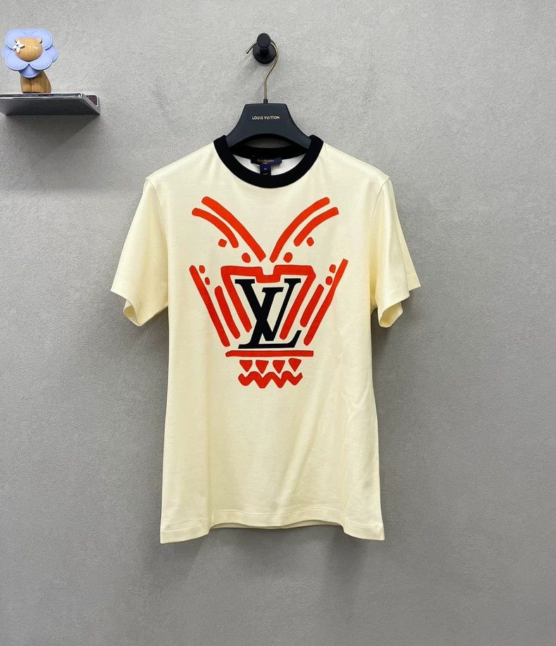 LV Yellow Logo Short Sleeve T-Shirt - dmc