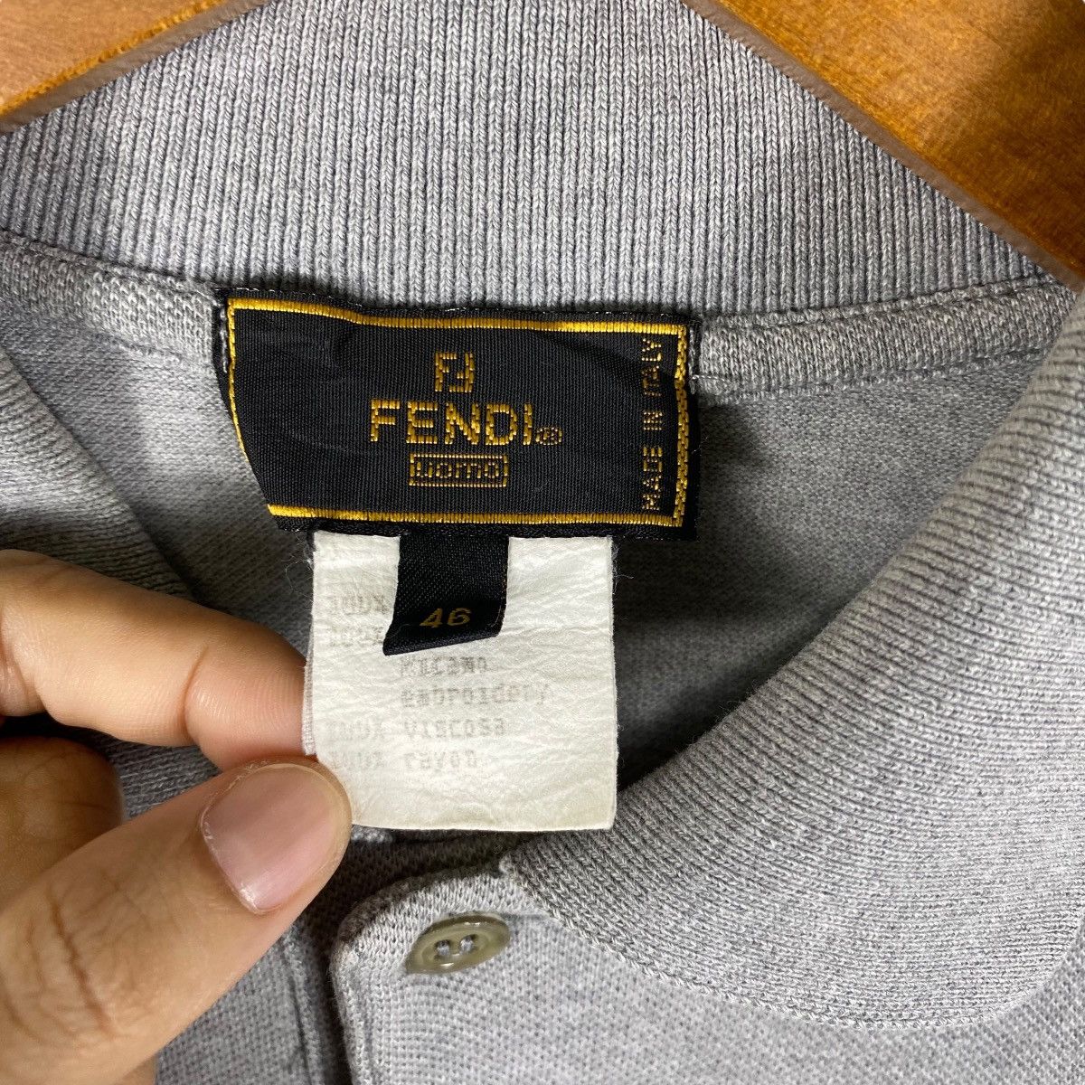 Fendi × Vintage Vintage 90's FENDI Small Embroidery Logo Polo Shirt Size 46 Size US M / EU 48-50 / 2 - 4 Thumbnail