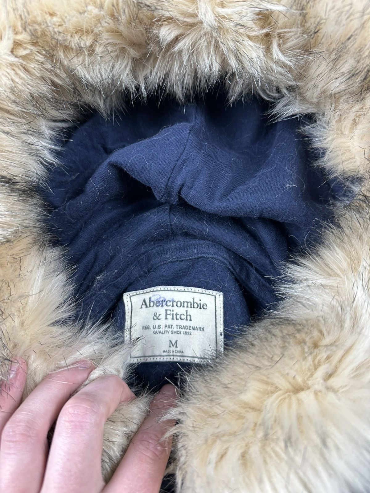 Abercrombie & Fitch Vintage Abercrombie Fitch Fur Fuzzy Hoodie Y2K Faded LGB Size M / US 6-8 / IT 42-44 - 7 Thumbnail