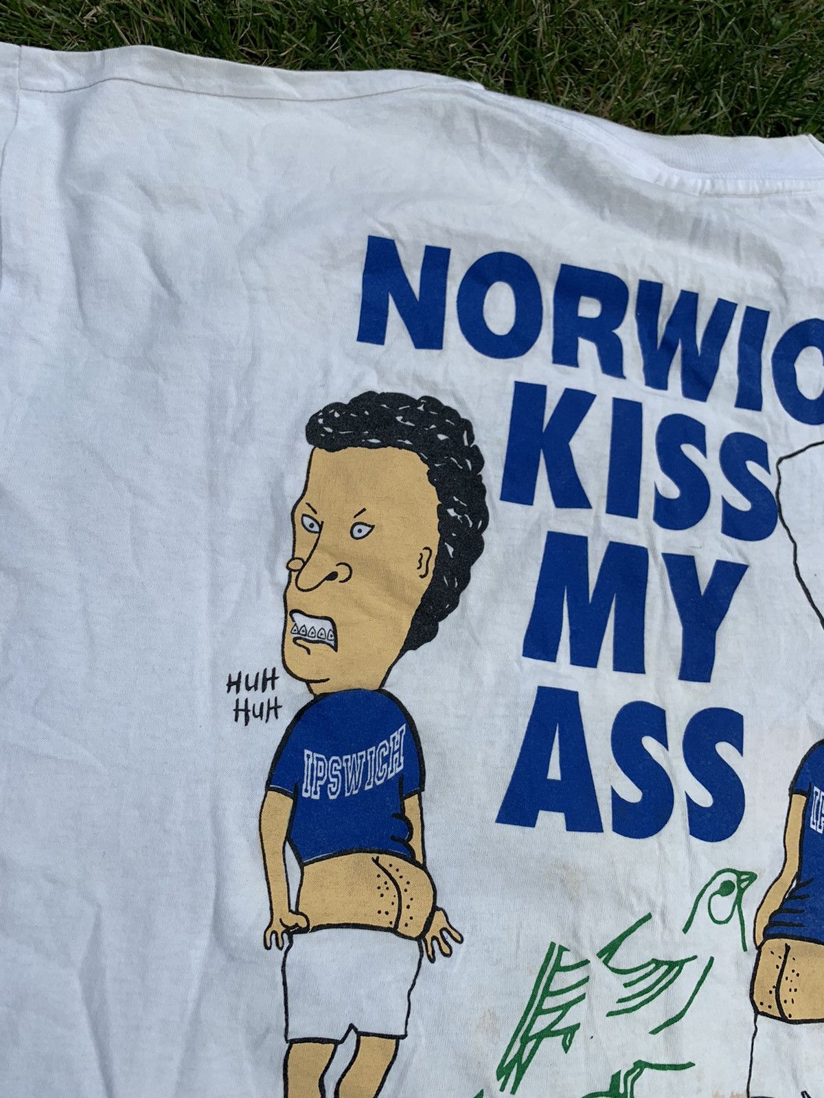Vintage Vintage 90s Beavis and Butthead Ipswich Norwich Kiss my Ass Size US XL / EU 56 / 4 - 16 Thumbnail