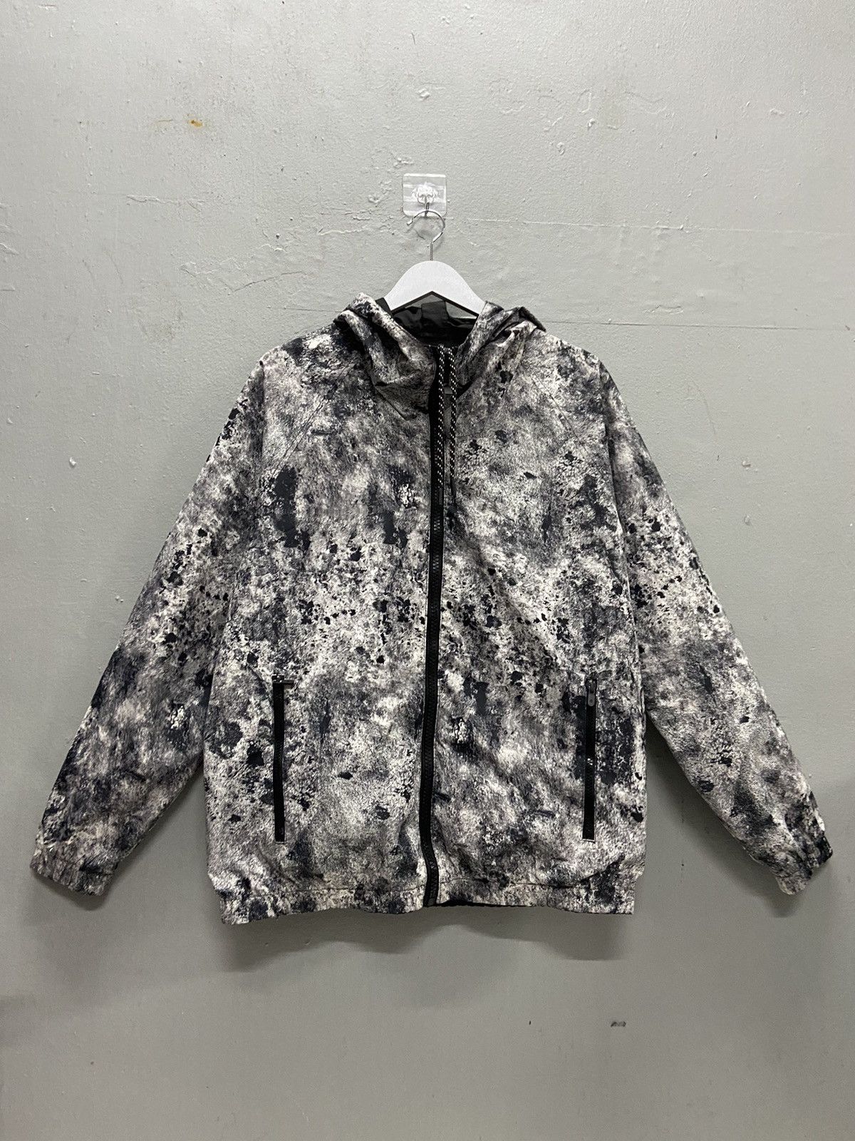 Bershka BERSHKA SYSTEM SCAN REVERSIBLE GORPCORE JACKET Size US M / EU 48-50 / 2 - 5 Thumbnail