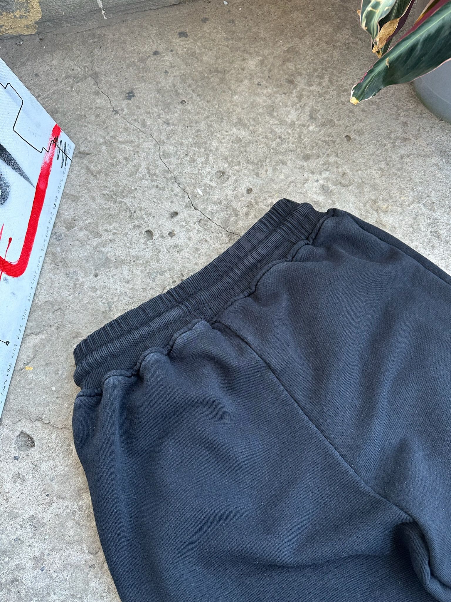 Designer 6pm sweatpants Size US 30 / EU 46 - 13 Thumbnail