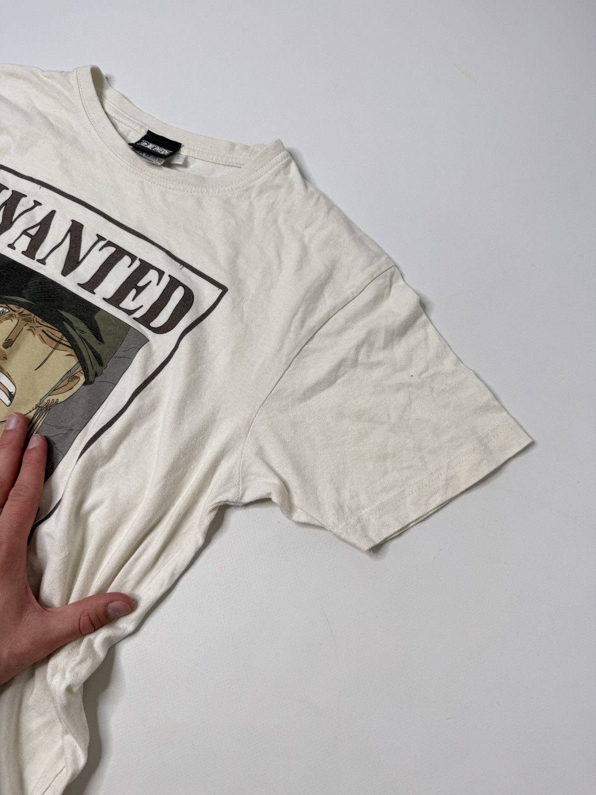 Anime Vintage One Piece Wanted Roronoa Zoro graphic anime tee swag Size US S / EU 44-46 / 1 - 6 Thumbnail