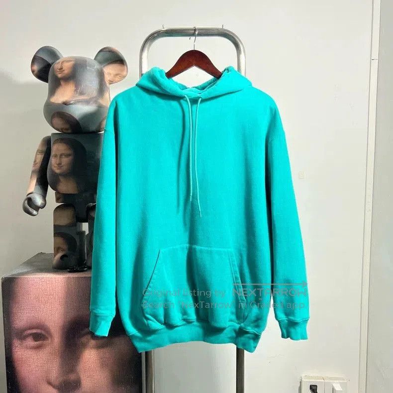 Balenciaga Logo Hoodie T3005.