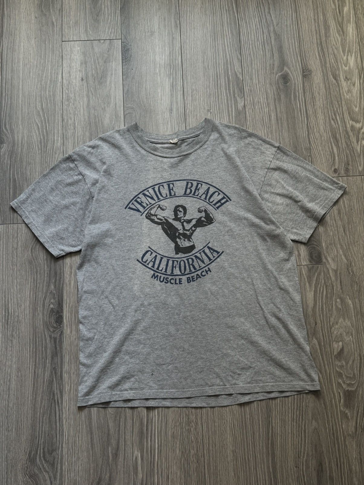 Gymshark Vintage Anvill Venice Beach California trashed t-shirt Size US L / EU 52-54 / 3 - 1 Thumbnail