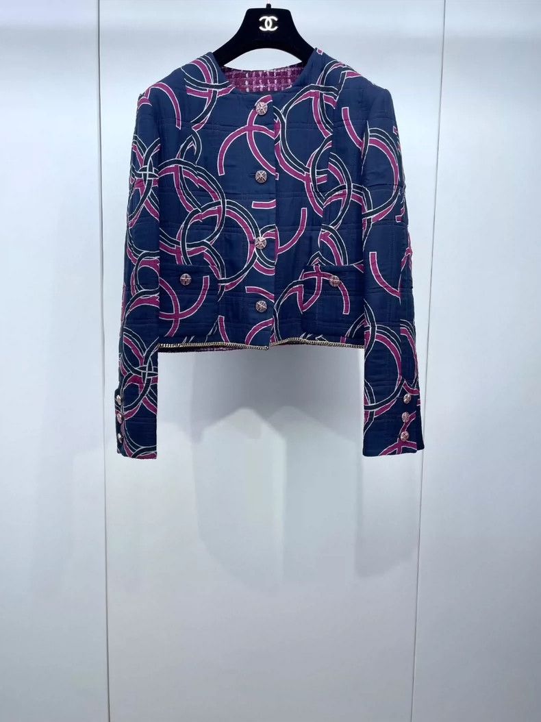Chanel Chanel 23S show graffiti big logo jacket 2504-Nextarrow Size S / US 4 / IT 40 - 1 Thumbnail
