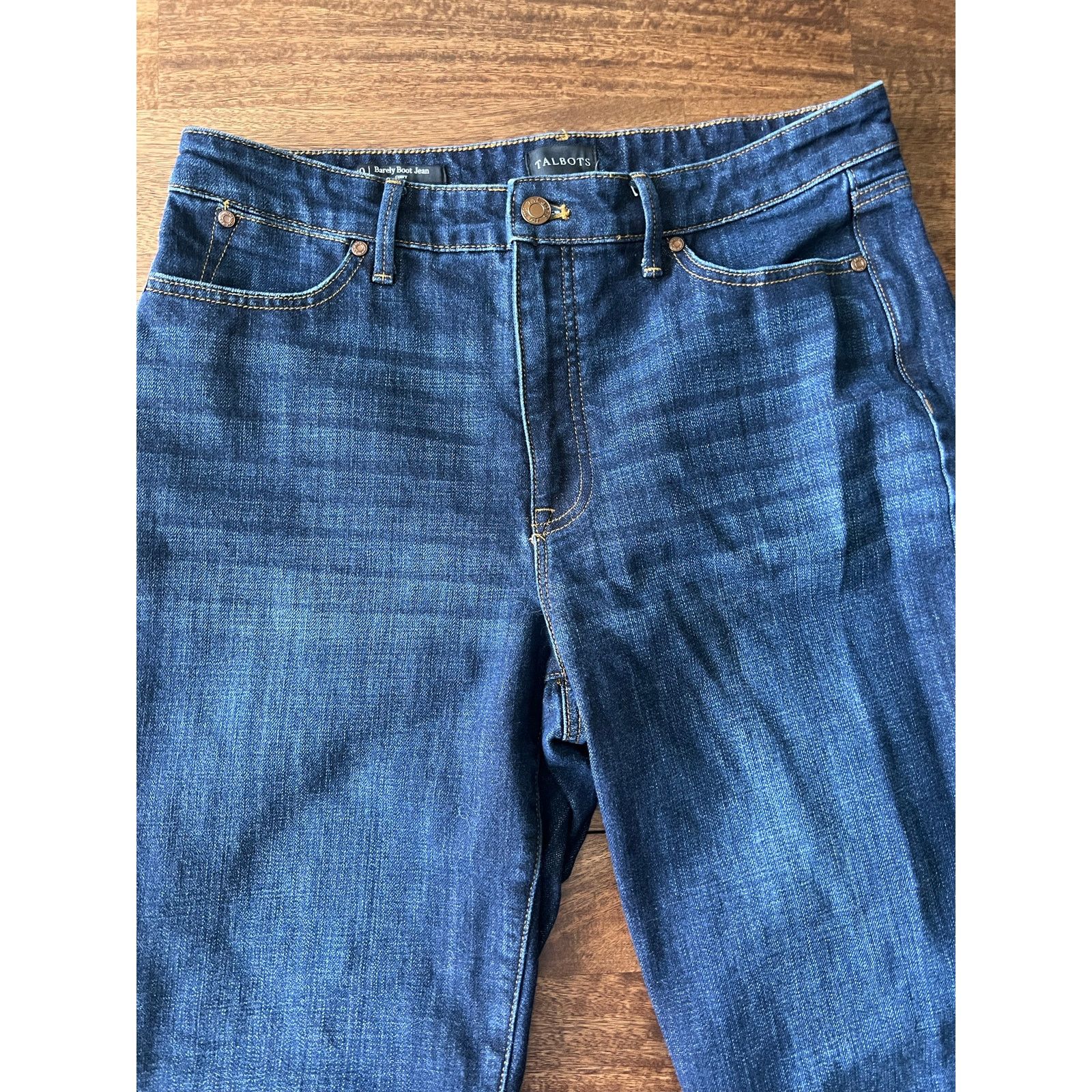 Talbots Talbots High Rise Barely Boot Jean Curvy Size 10 Size 32" / US 10 / IT 46 - 2 Thumbnail