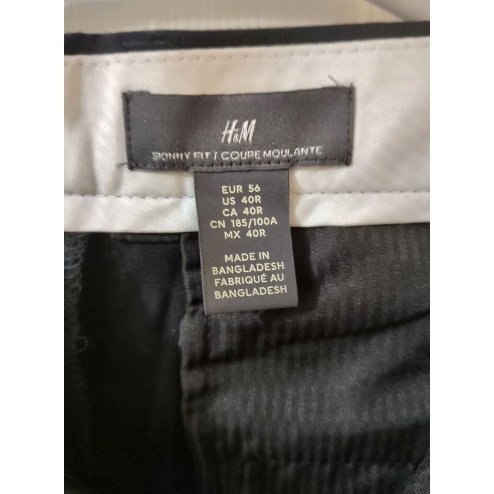 H&M H&M Dress Pants Womens Skinny 40 Regular NWT Black Cotton Polyester Zipper Pockets Dress Pants Men? Size 27" / US 4 / IT 40 - 4 Thumbnail