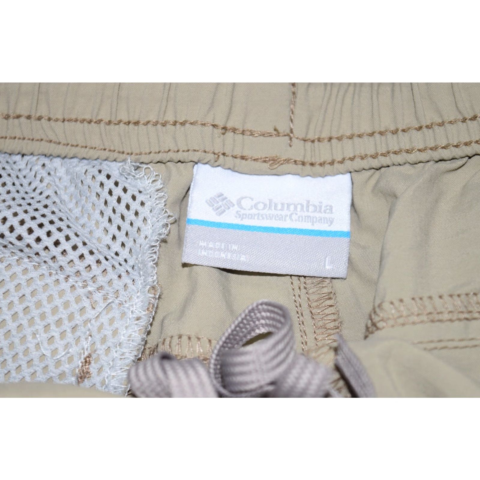 Vintage COLUMBIA Womens Hiking Shorts Elastic Waist Beige L 5in Inseam Beach Activewear Casual with Pockets - 100% Nylon, Regular Fit, Lightweight Size 36" / US 14 / IT 50 - 3 Thumbnail
